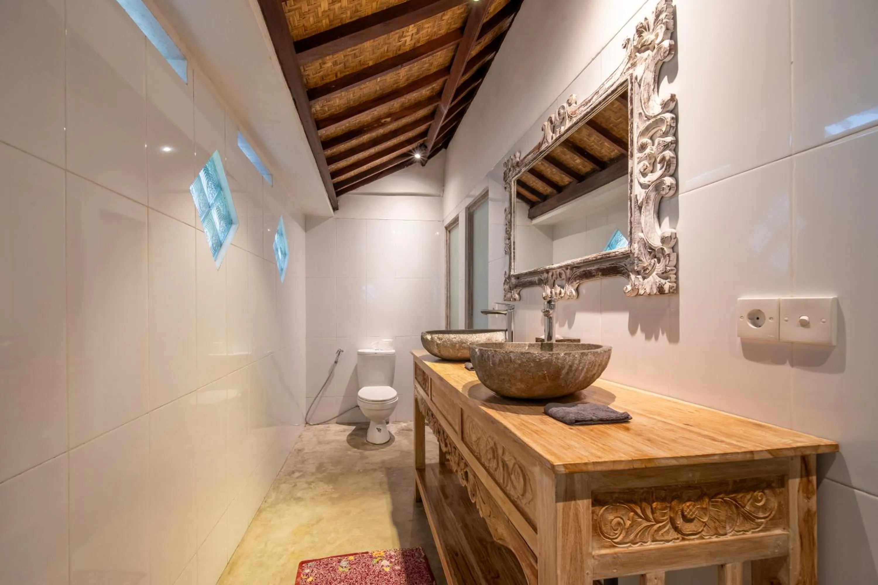 Bathroom in Villa Katak by Villa Finder