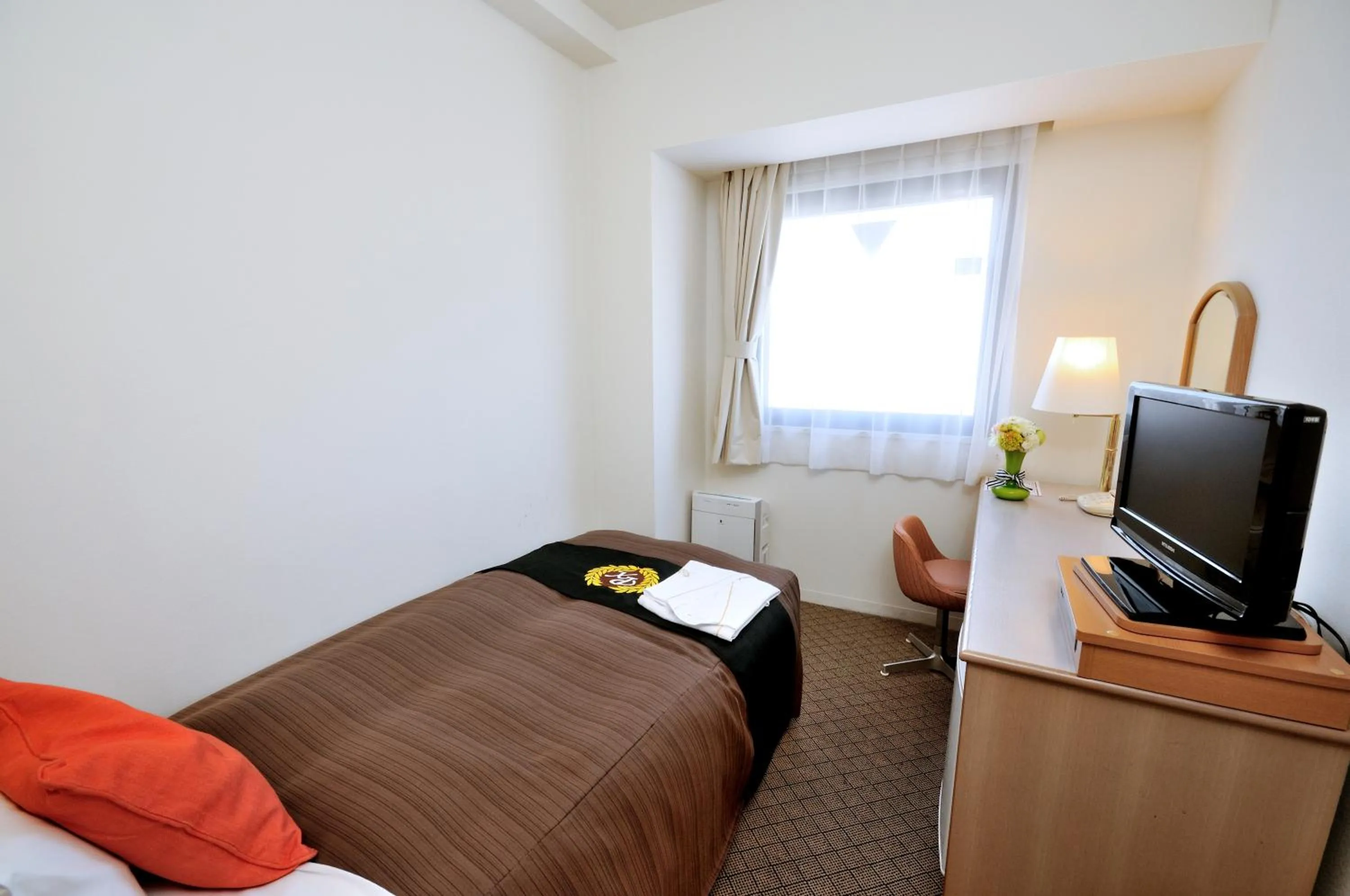 Photo of the whole room, Bed in Grand Park Hotel Panex Kimitsu