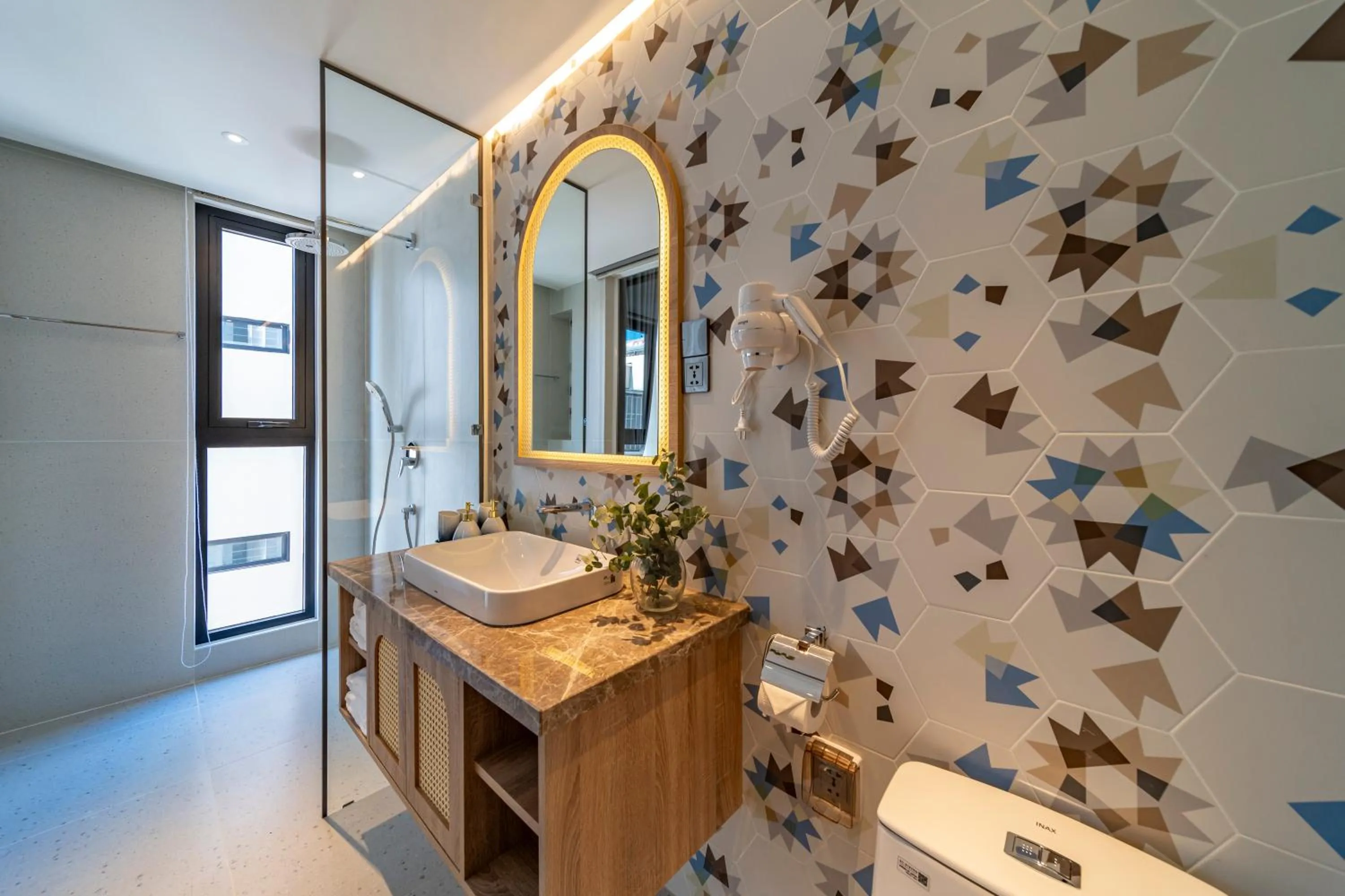 Toilet in V Boutique Hotel - Complimentary refreshments