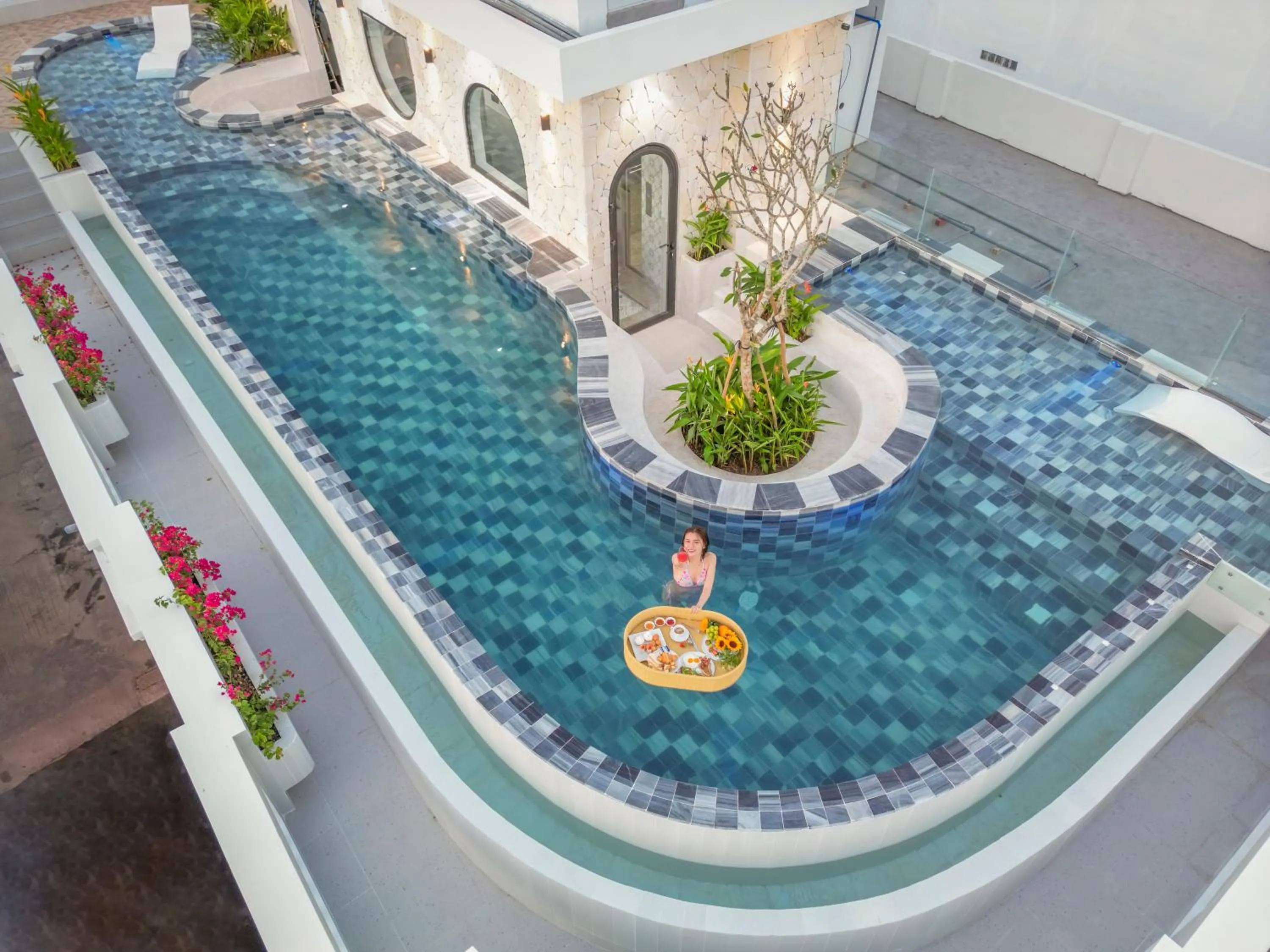 Swimming pool in V Boutique Hotel - Complimentary refreshments