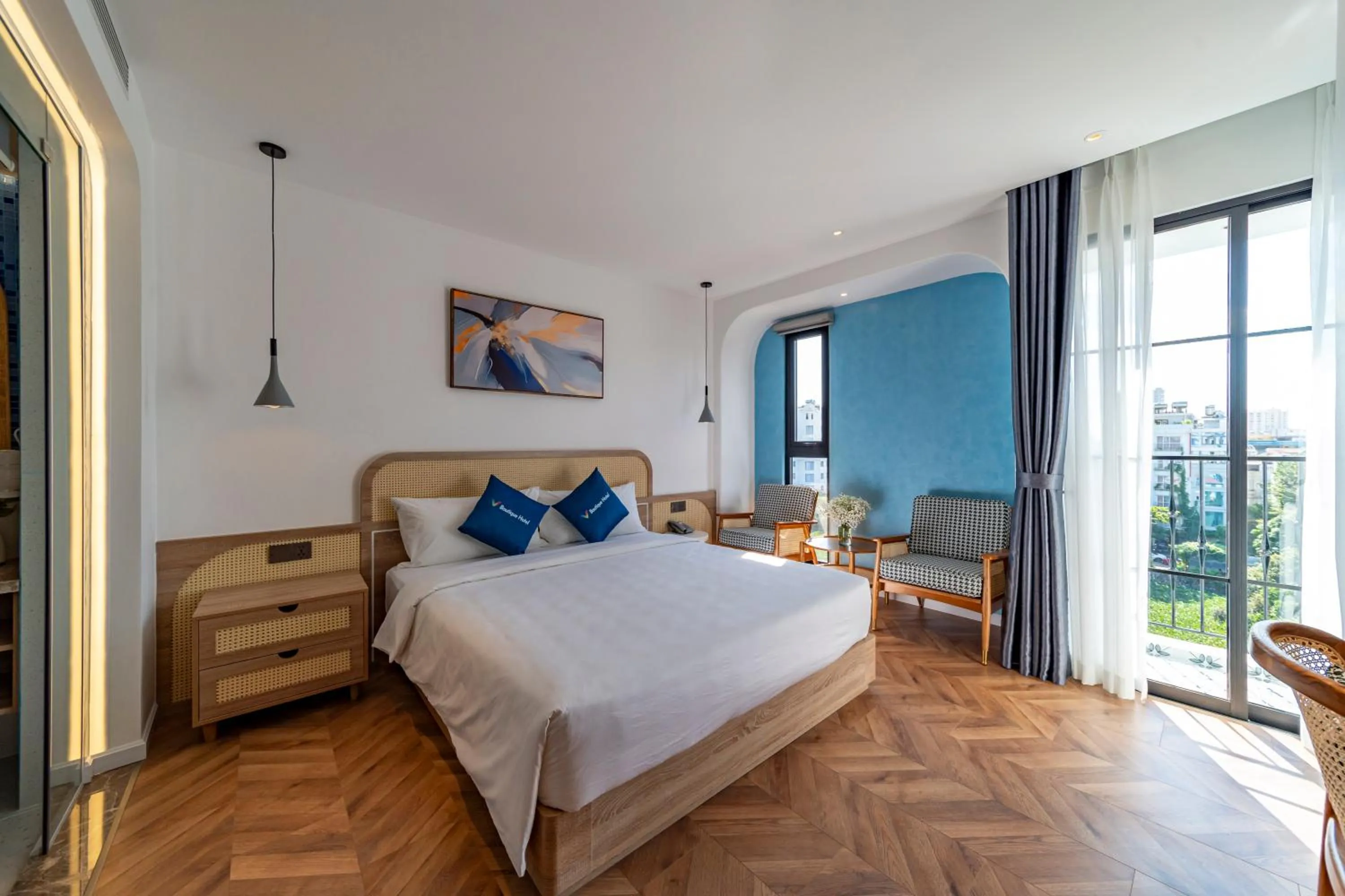 Bed in V Boutique Hotel - Complimentary refreshments