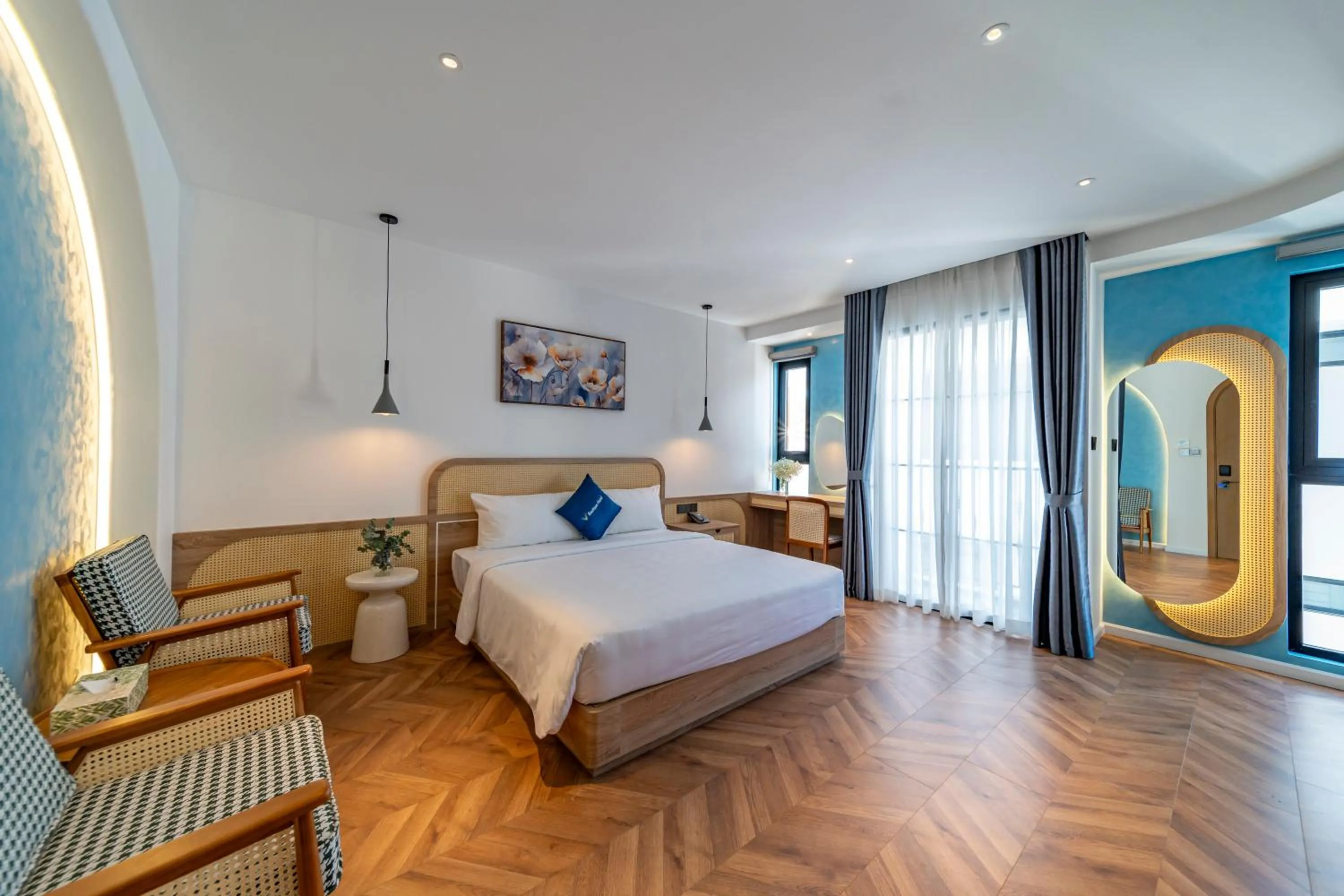 Seating area, Bed in V Boutique Hotel - Complimentary refreshments