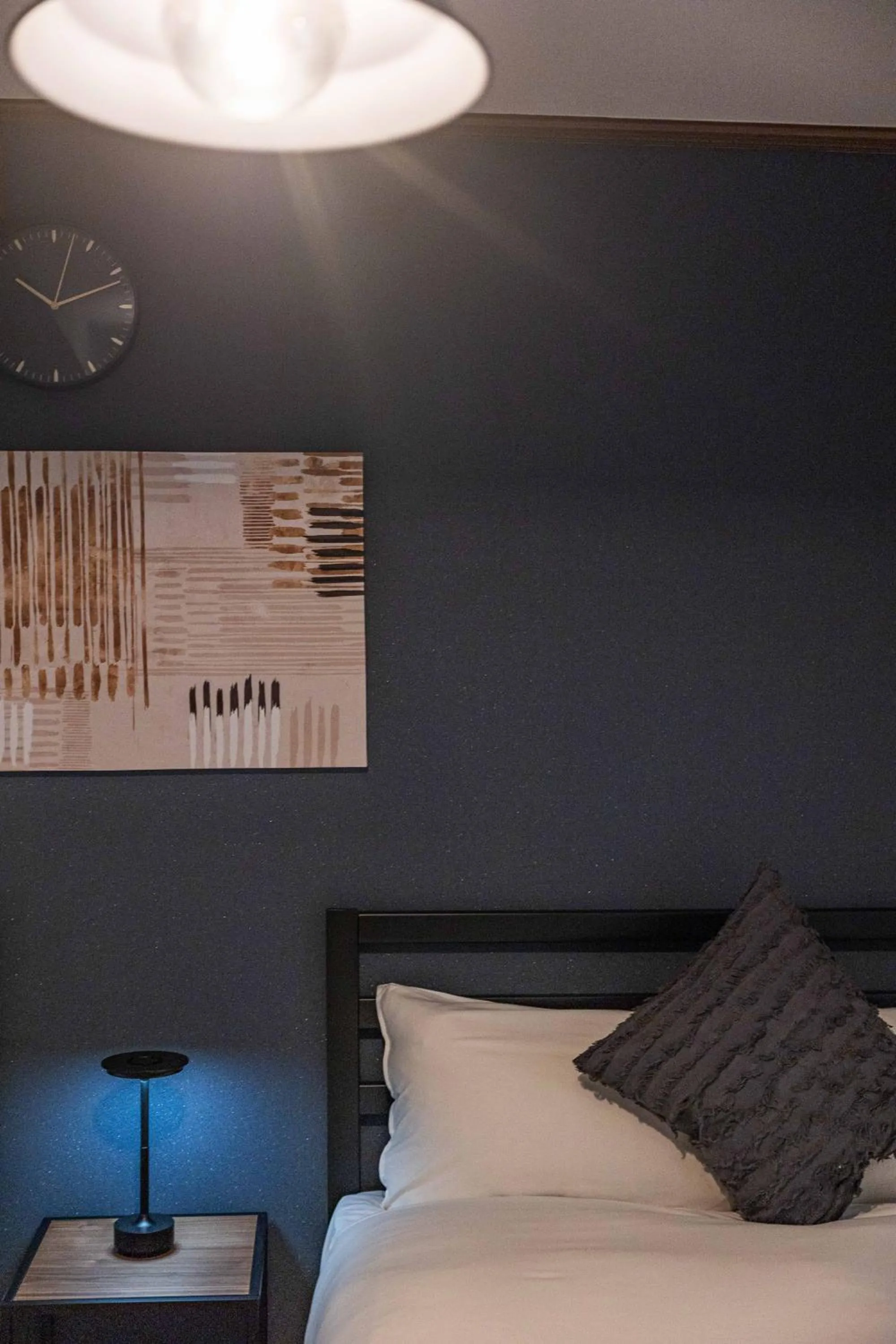 Decorative detail, Bed in Bianco