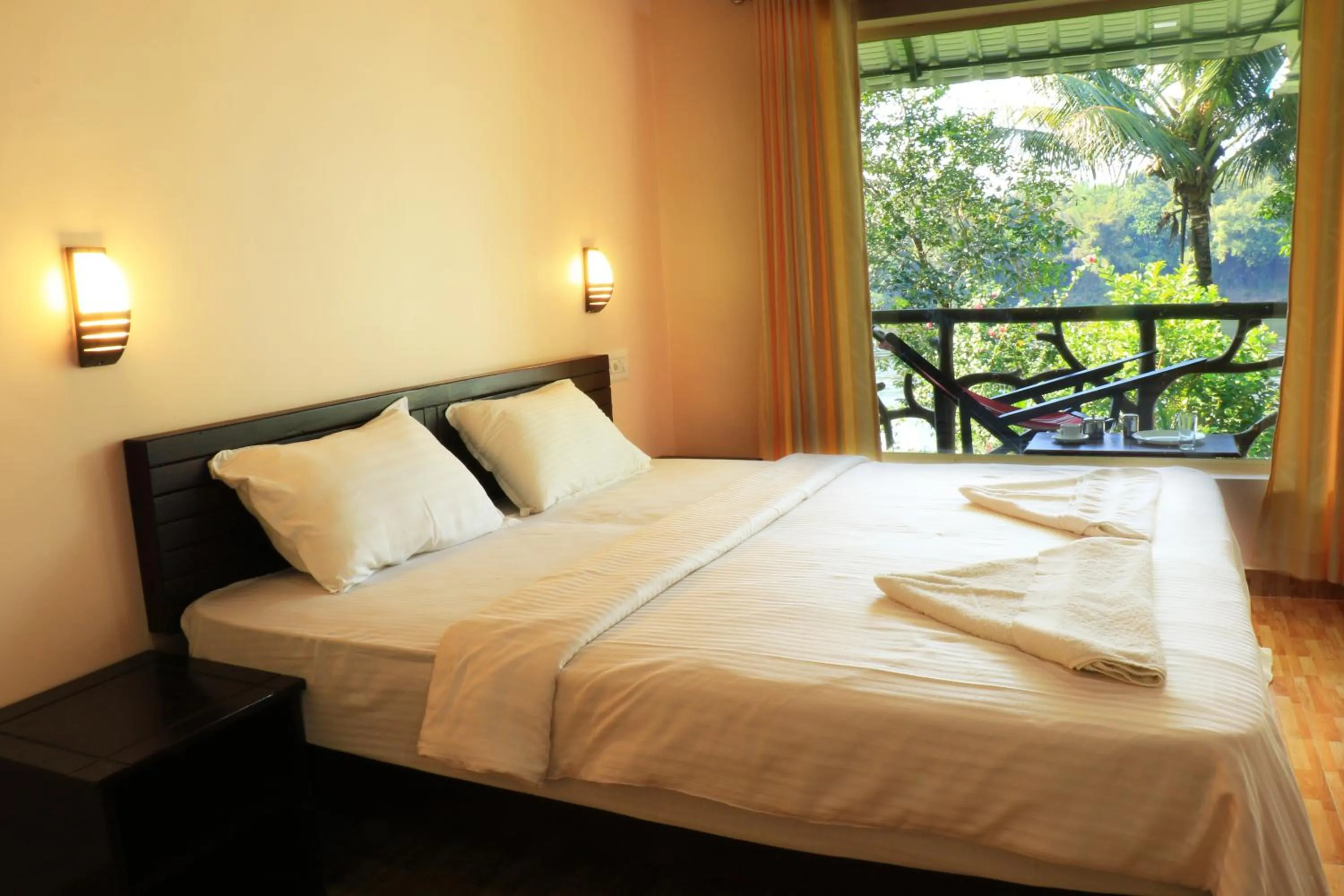 Bed in Elephant Pass Ayurveda & Yoga Retreat