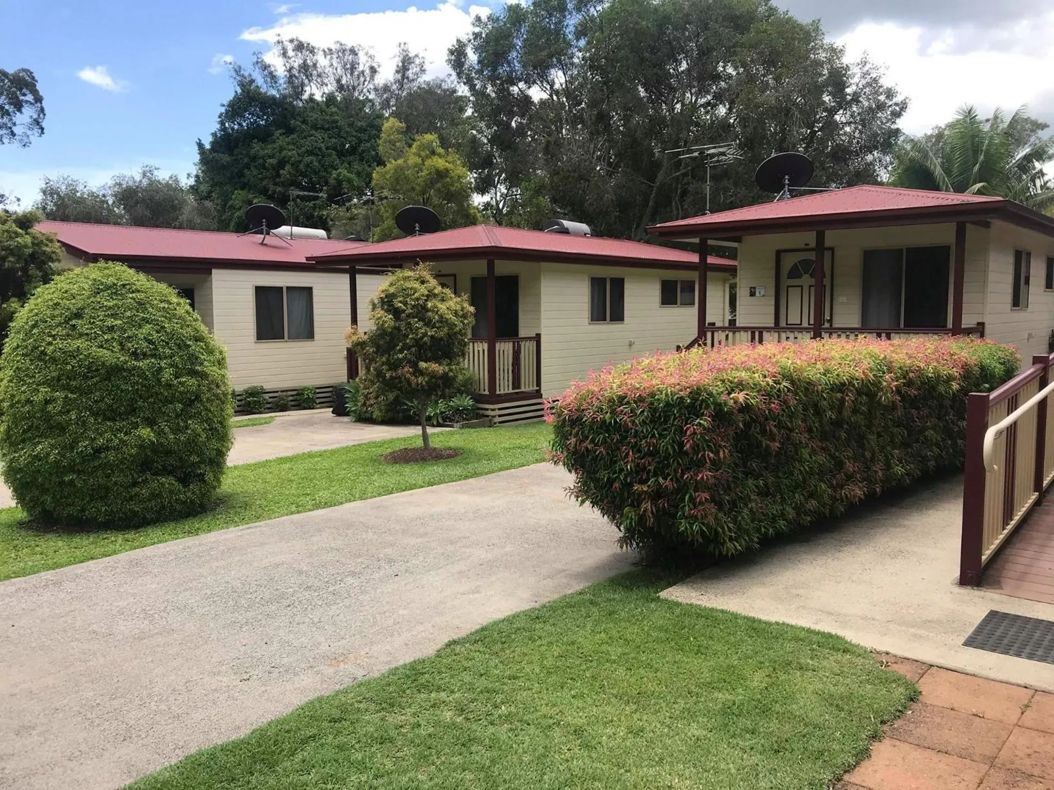 Garden in NRMA Atherton Tablelands Holiday Park