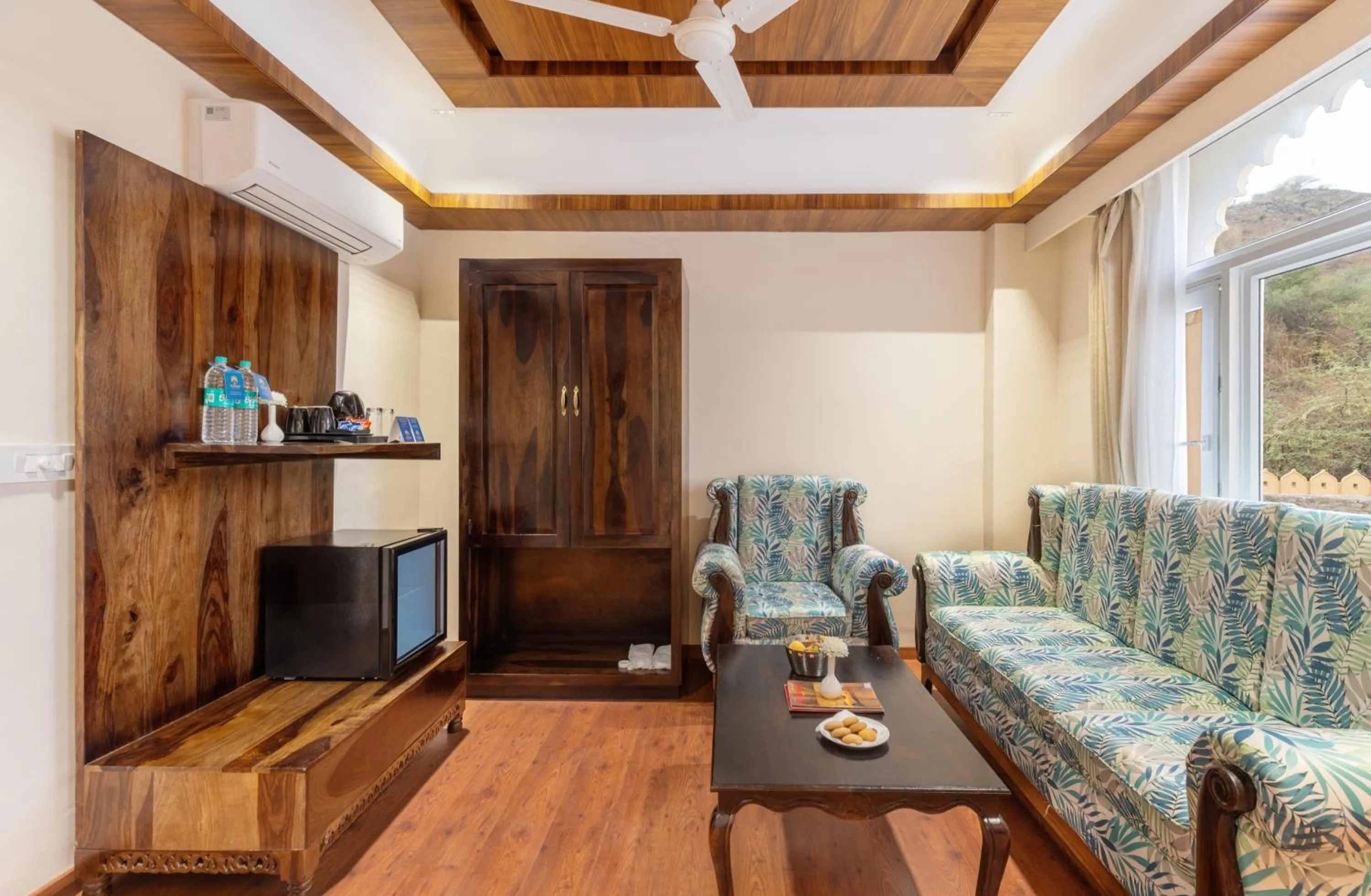 Living room in Turban Roopgarh Resort and Spa, Udaipur