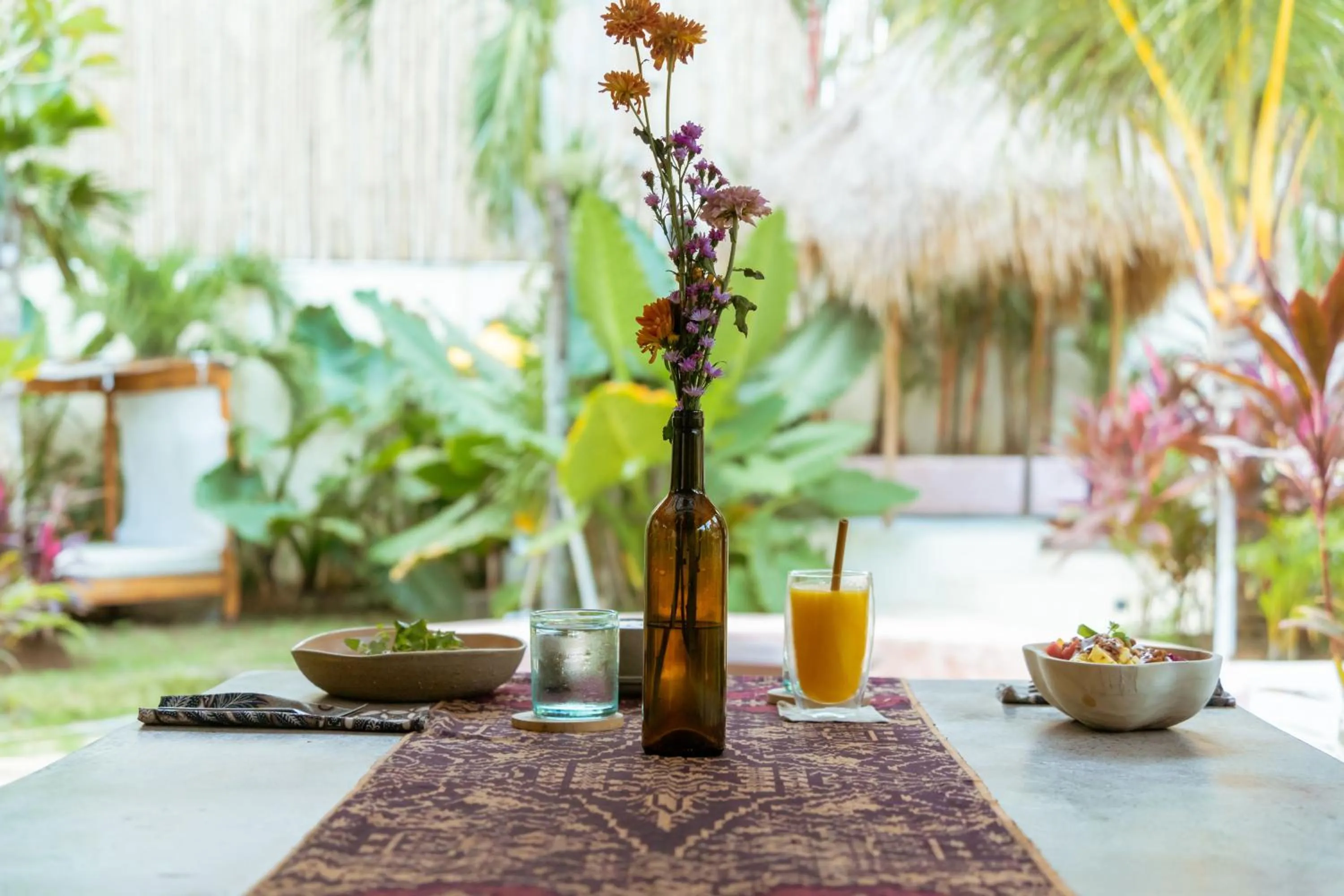 Dining area in Lulu's Villas