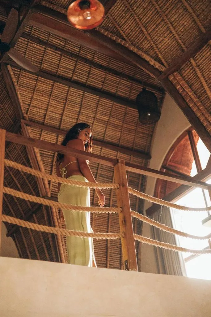 People in Lulu's Villas