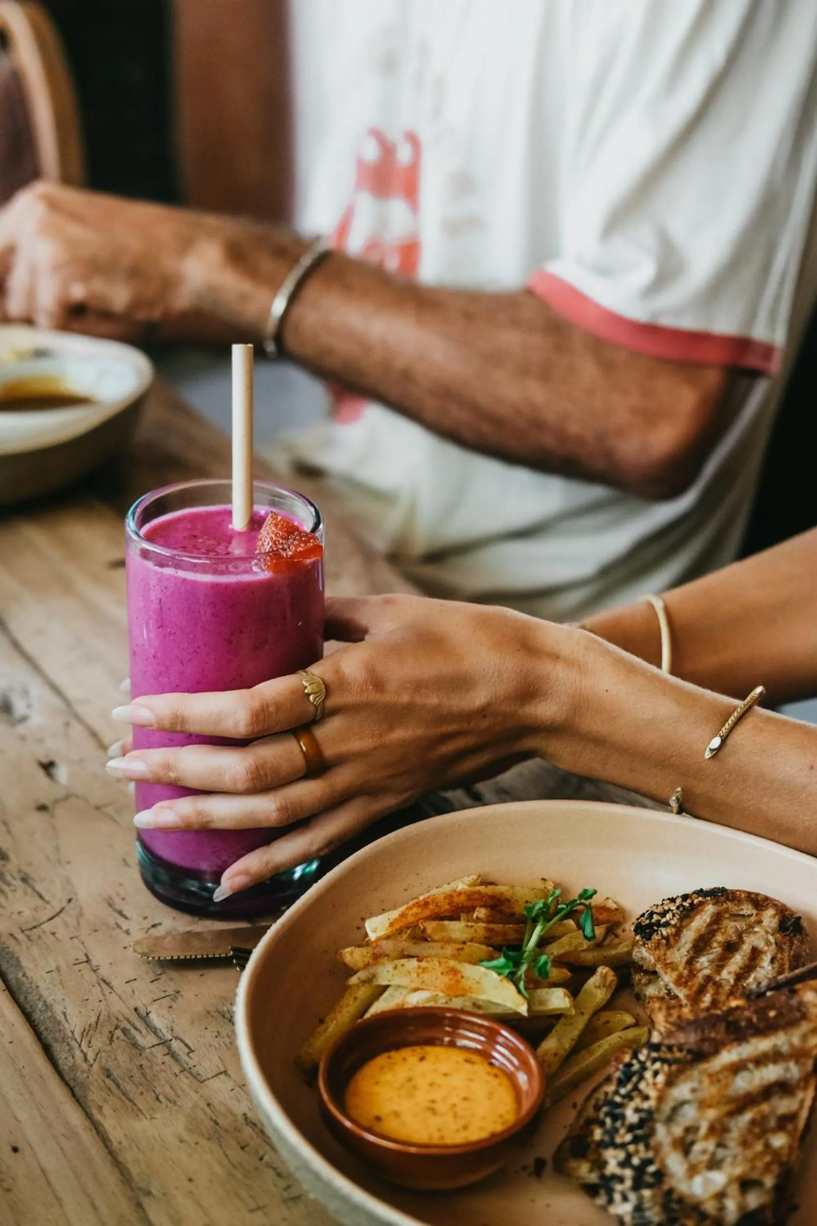 Restaurant/places to eat in Lulu's Villas