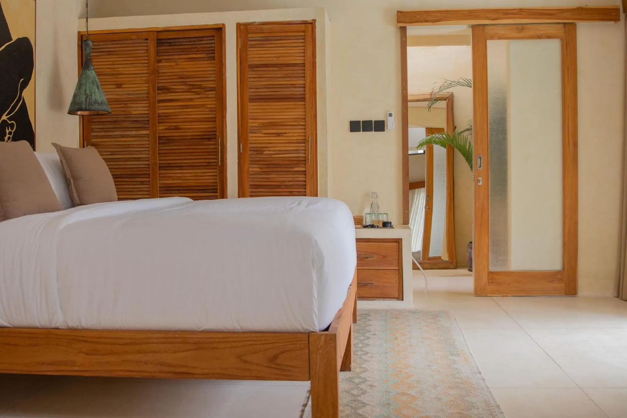 Bedroom, Bed in Lulu's Villas