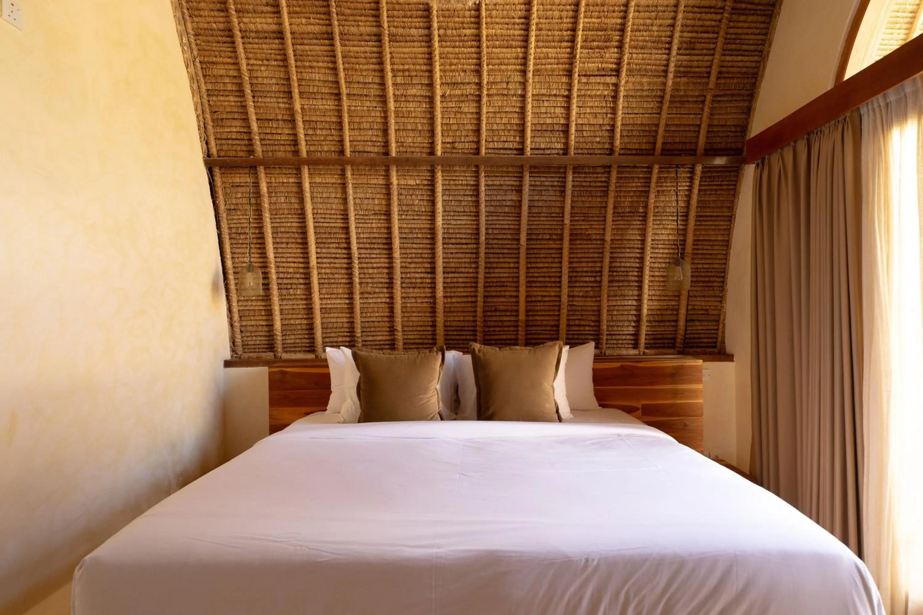 Bedroom, Bed in Lulu's Villas