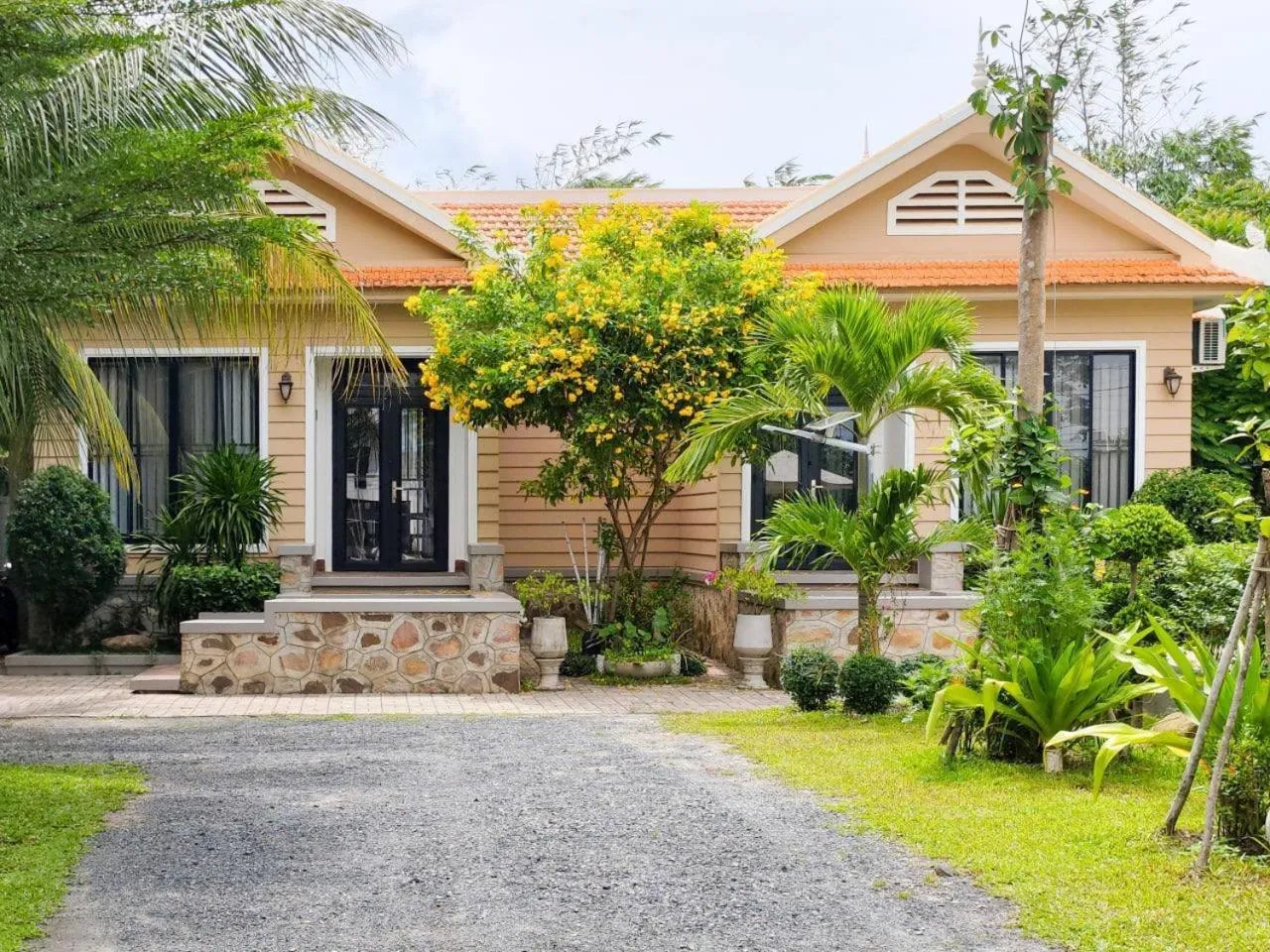 Property building in Angkearboss Villa