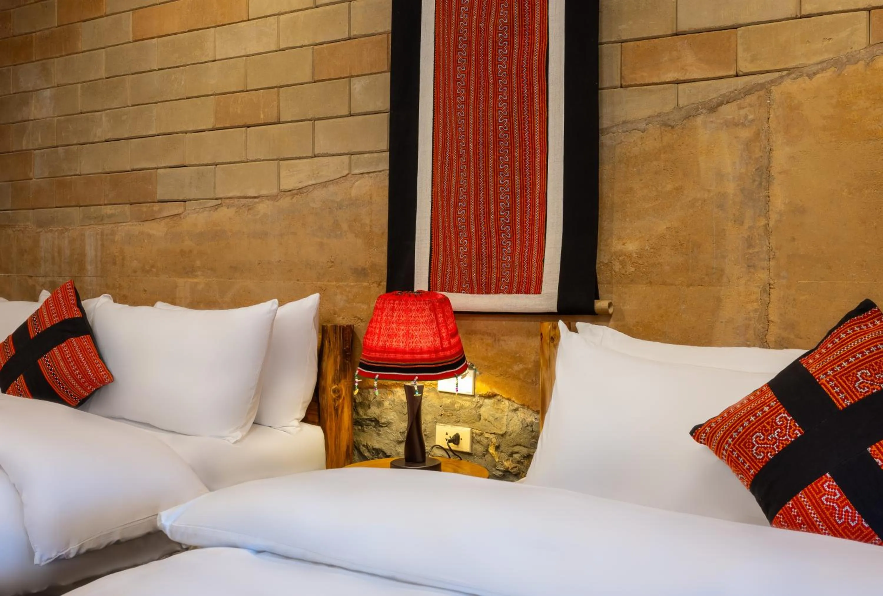 Photo of the whole room, Bed in Sapaxa Spring Garden Ecolodge