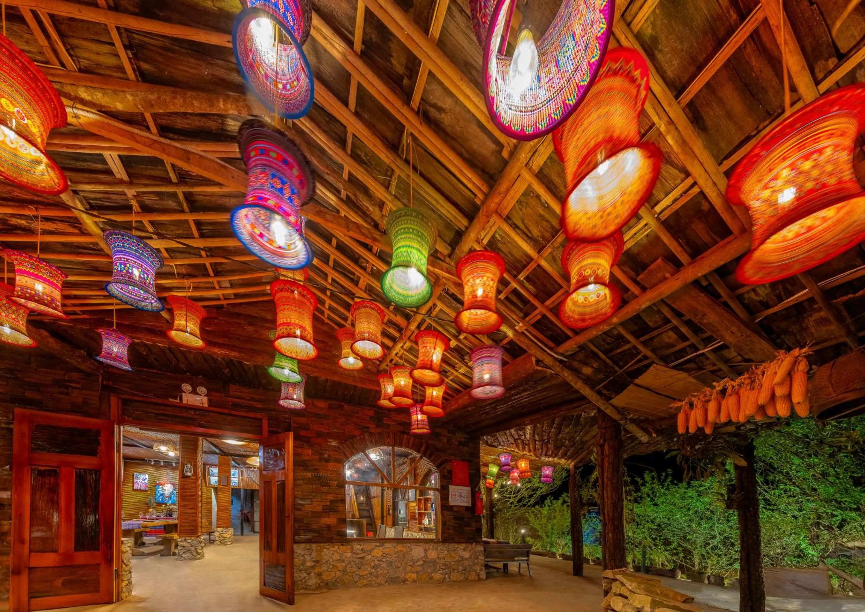 Night in Sapaxa Spring Garden Ecolodge