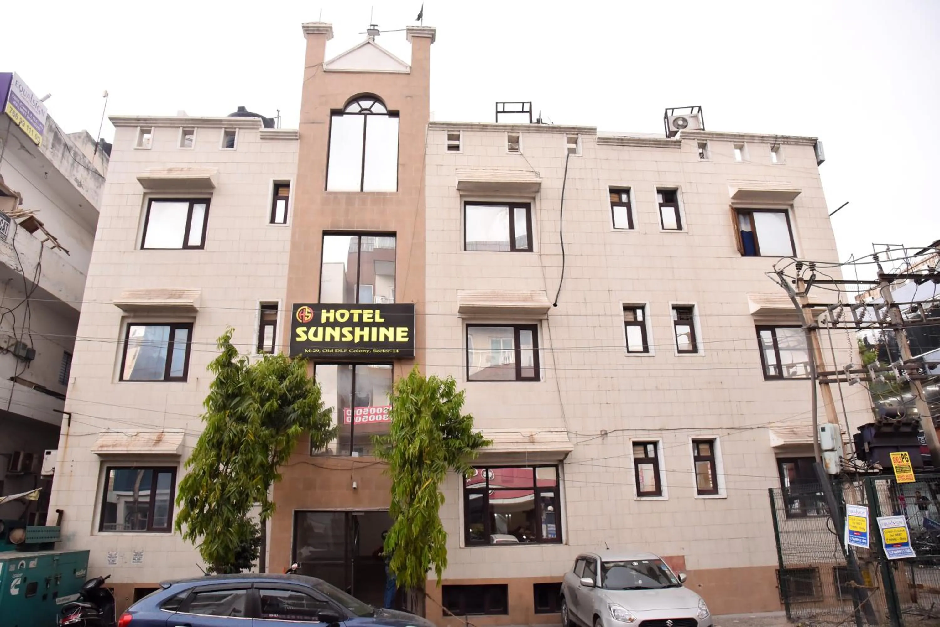 Property building in Hotel Sunshine