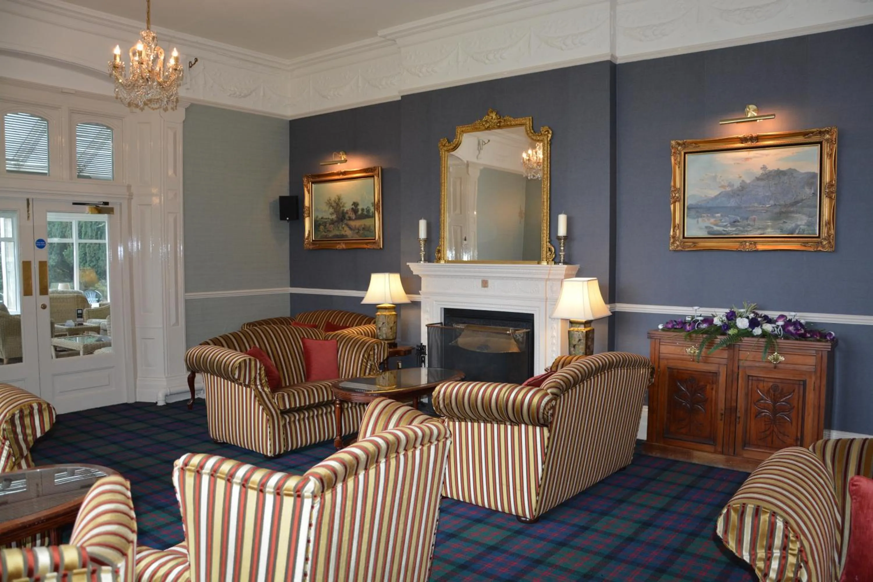 Communal lounge/ TV room in The Parsonage Hotel & Spa