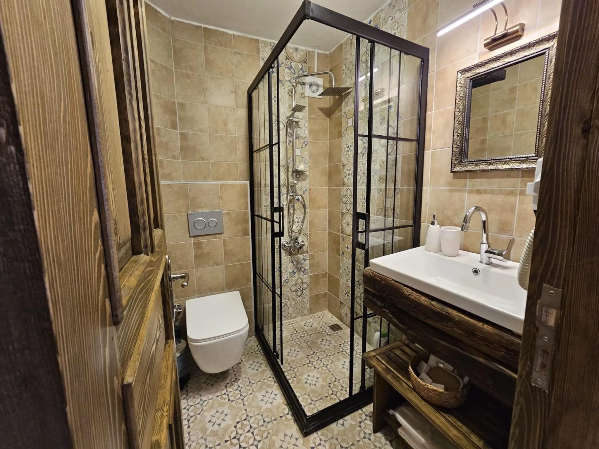 Shower in Origin Rooms Urla