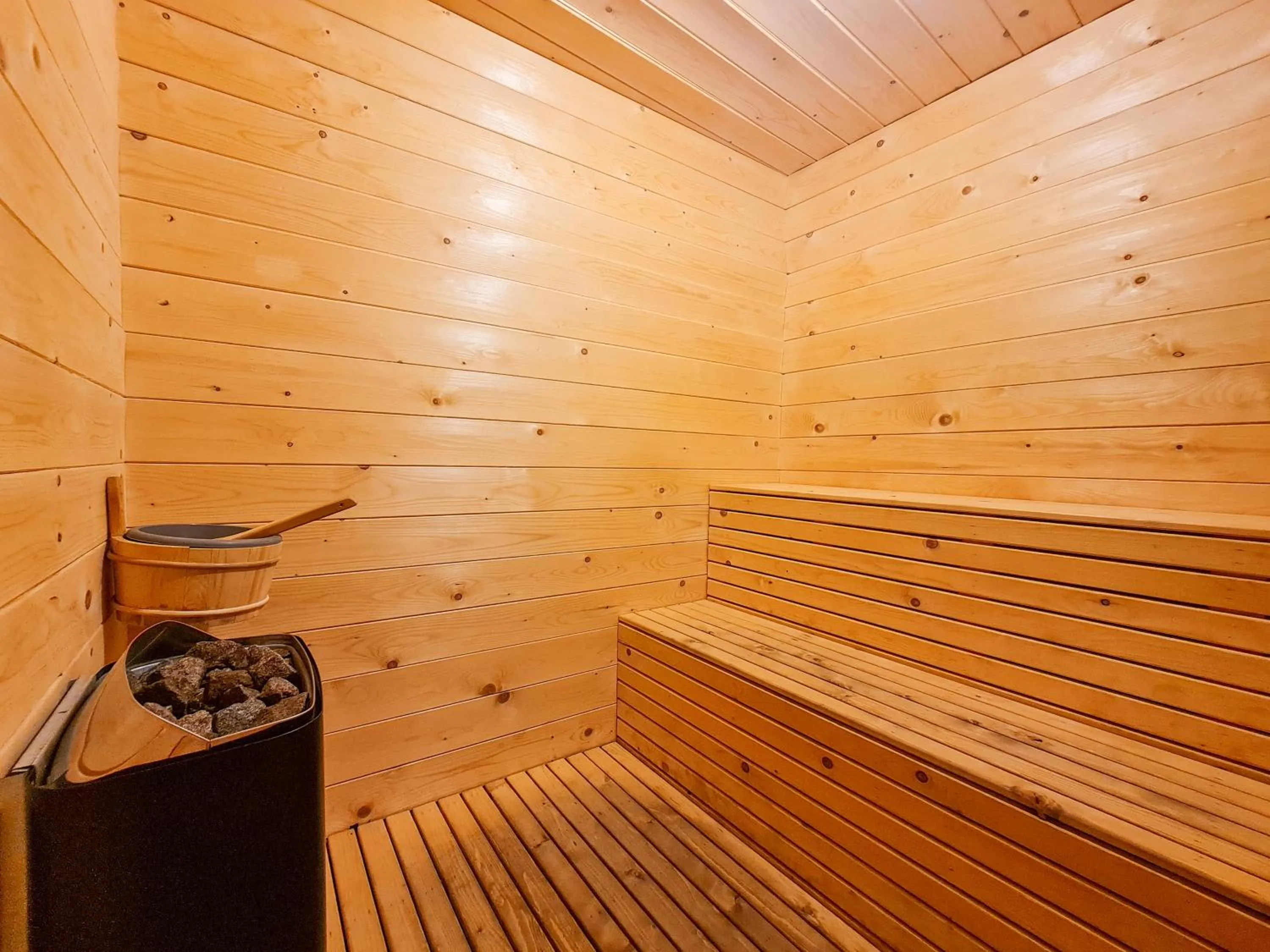 Sauna in Casa d'Henrique Retreat Pool and Spa