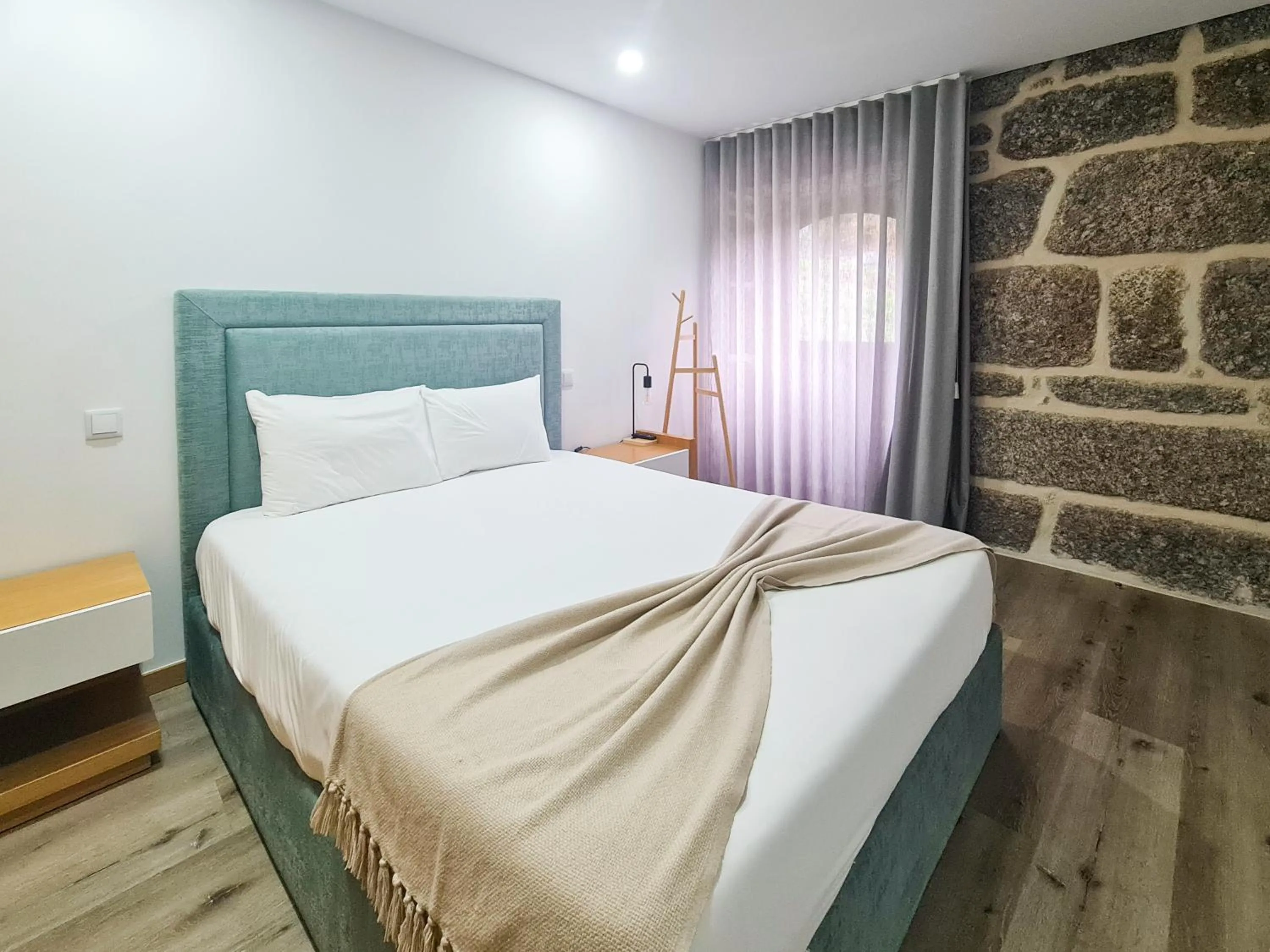 Bed in Casa d'Henrique Retreat Pool and Spa