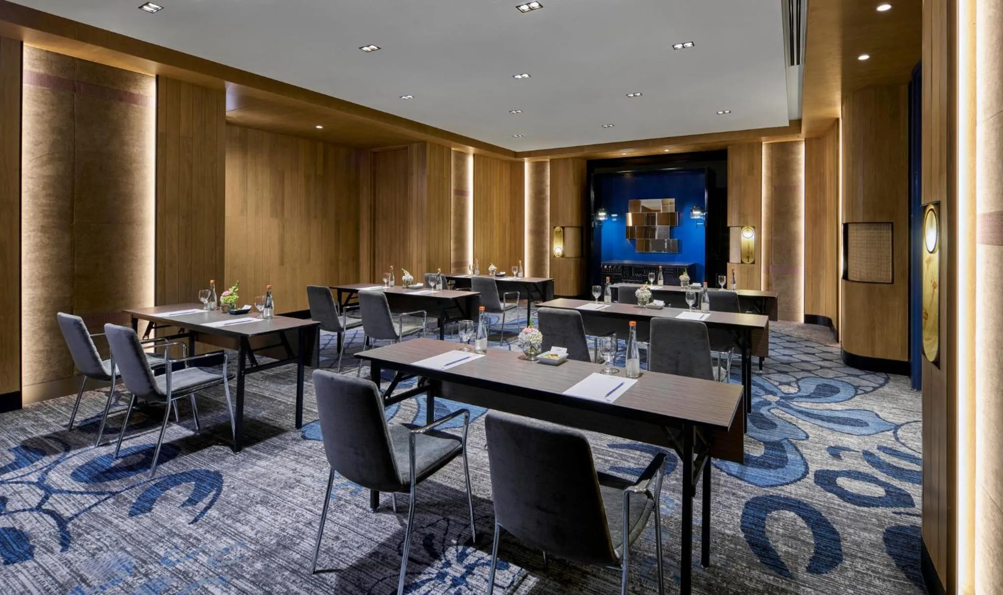 Meeting/conference room in Hotel Indigo Bandung Dago Pakar by IHG