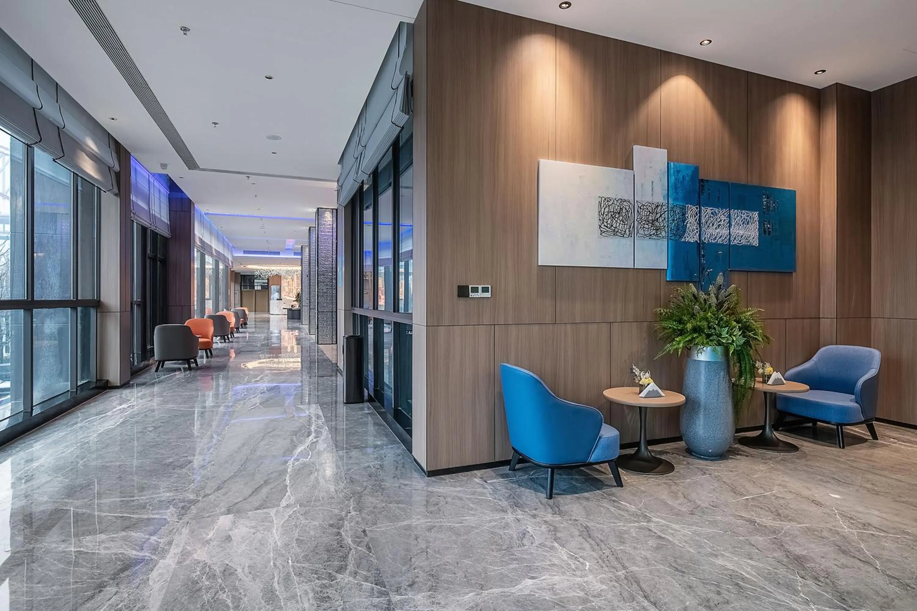 Lobby or reception in Holiday Inn Express Chongqing Nanbin Road by IHG