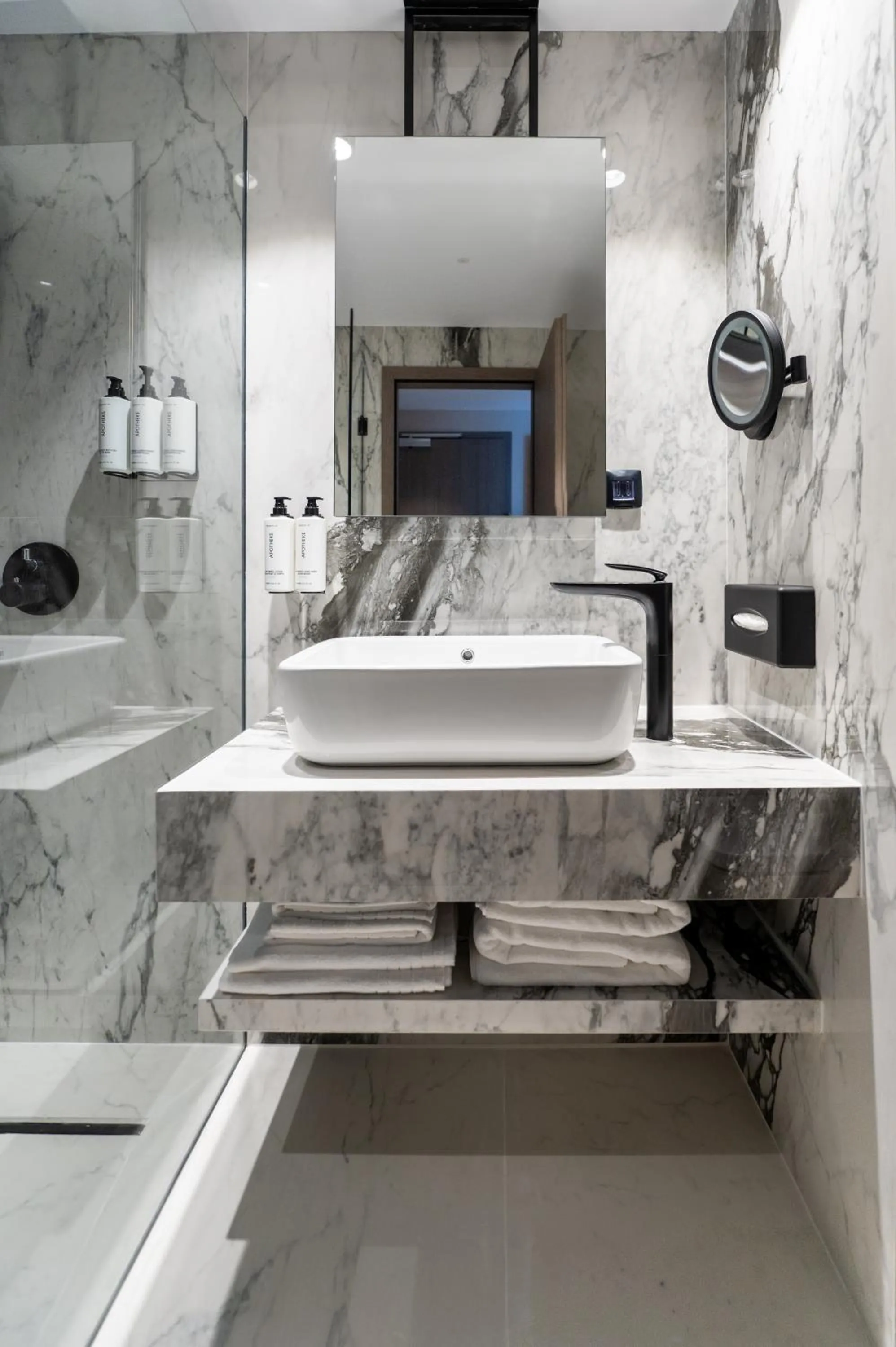 Bathroom in Crowne Plaza Constanta - Mamaia Beach by IHG