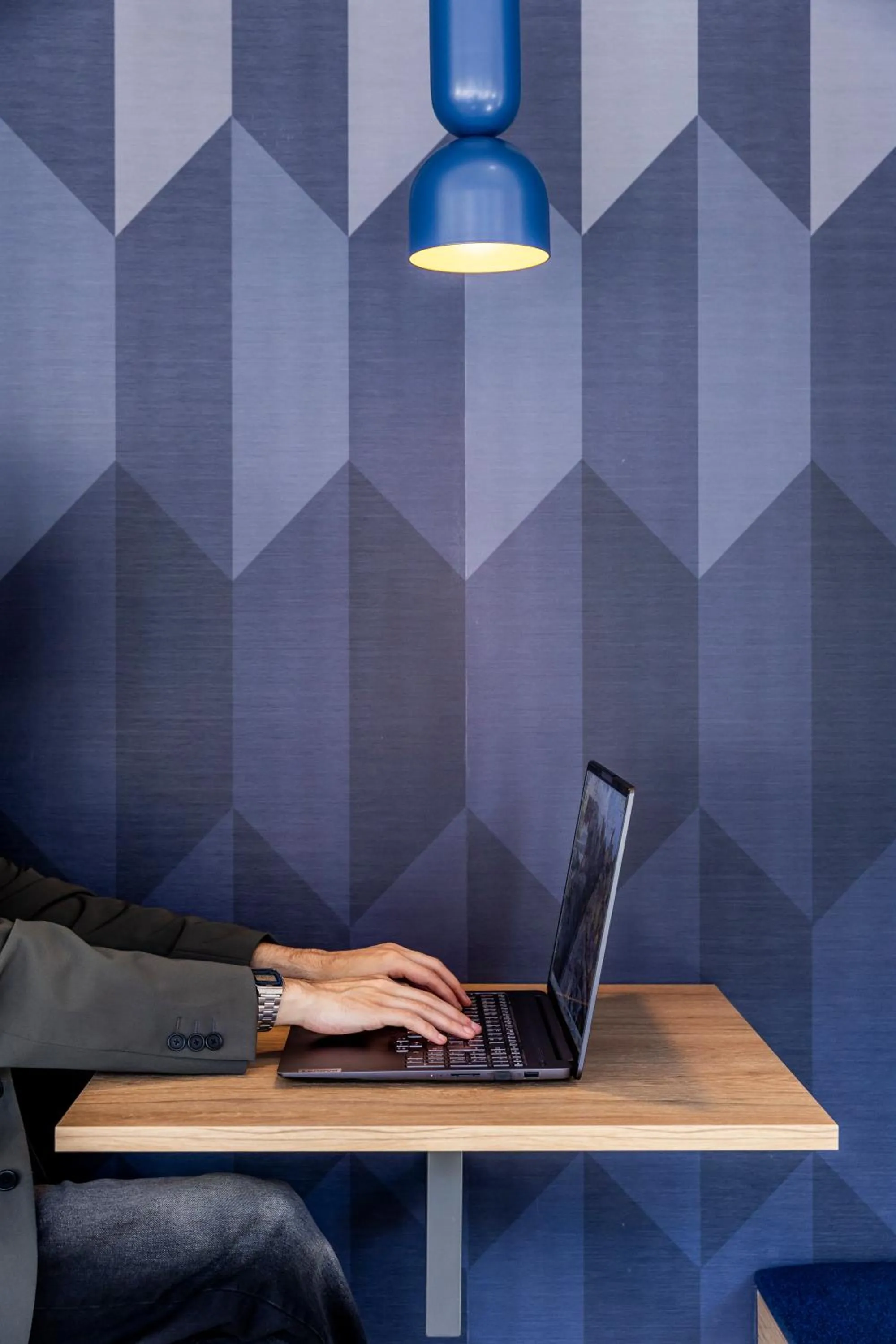 Seating area in Holiday Inn Express Porto - Boavista by IHG