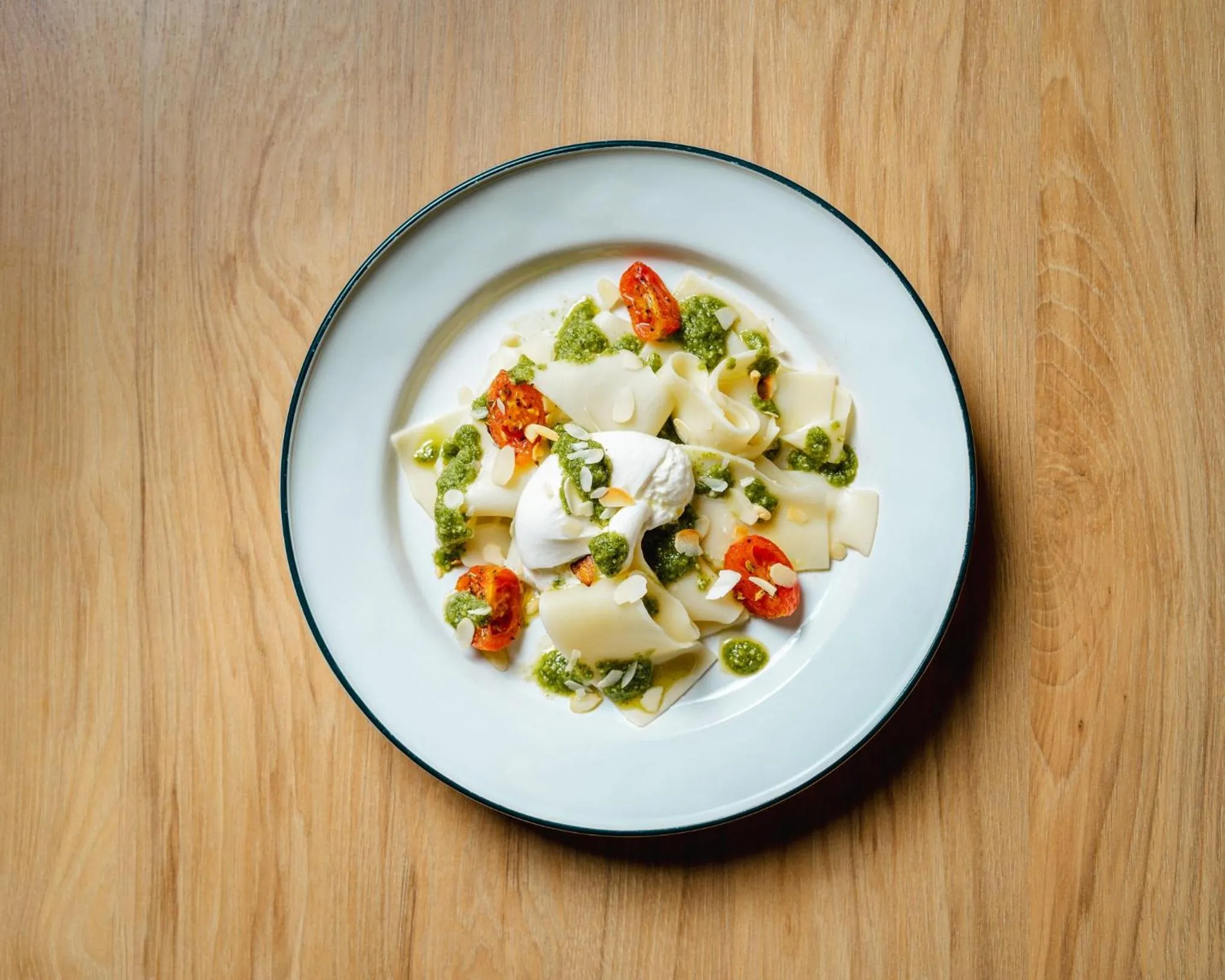 Restaurant/places to eat in Holiday Inn Express Porto - Boavista by IHG