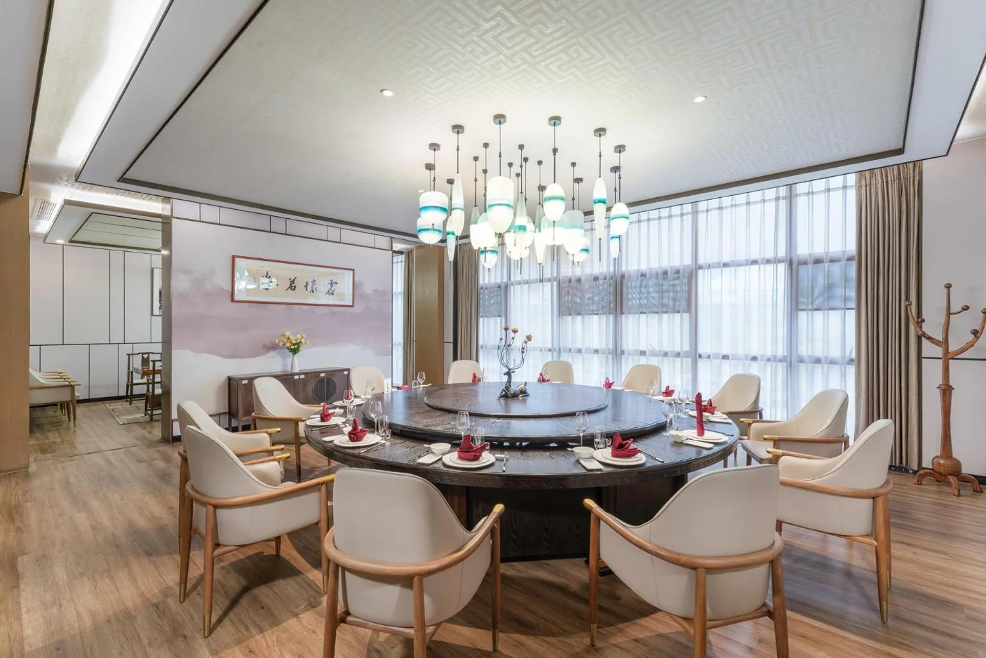 Restaurant/places to eat in Holiday Inn Express Pingchang by IHG