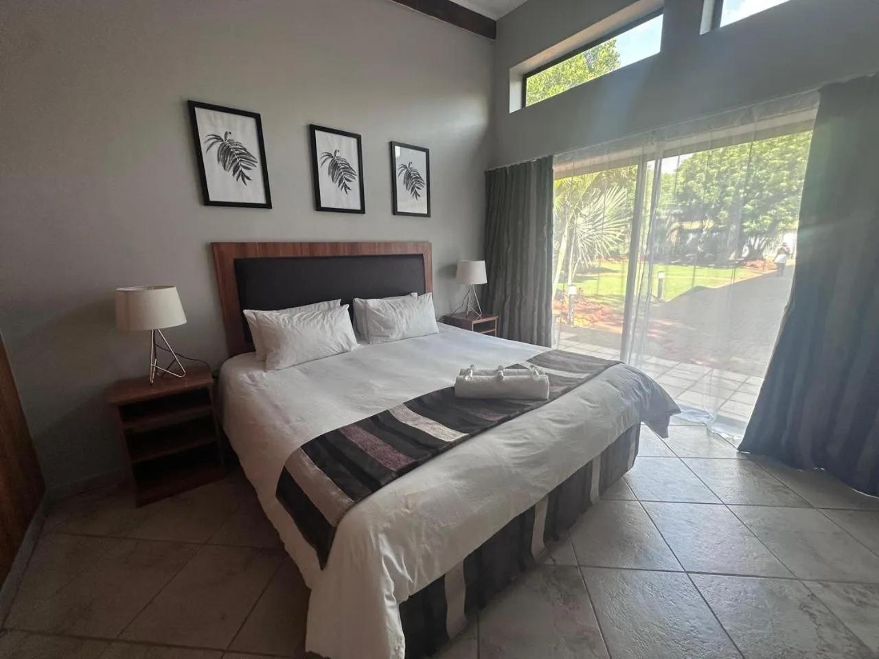 Bedroom, Bed in Manor Hills Guest Lodge