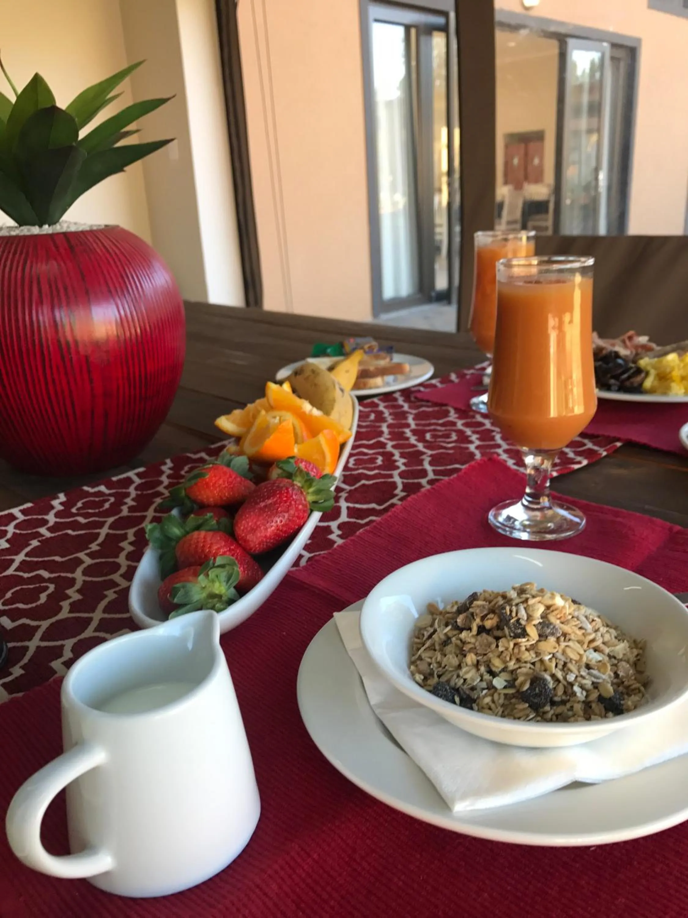 Buffet breakfast in Manor Hills Guest Lodge