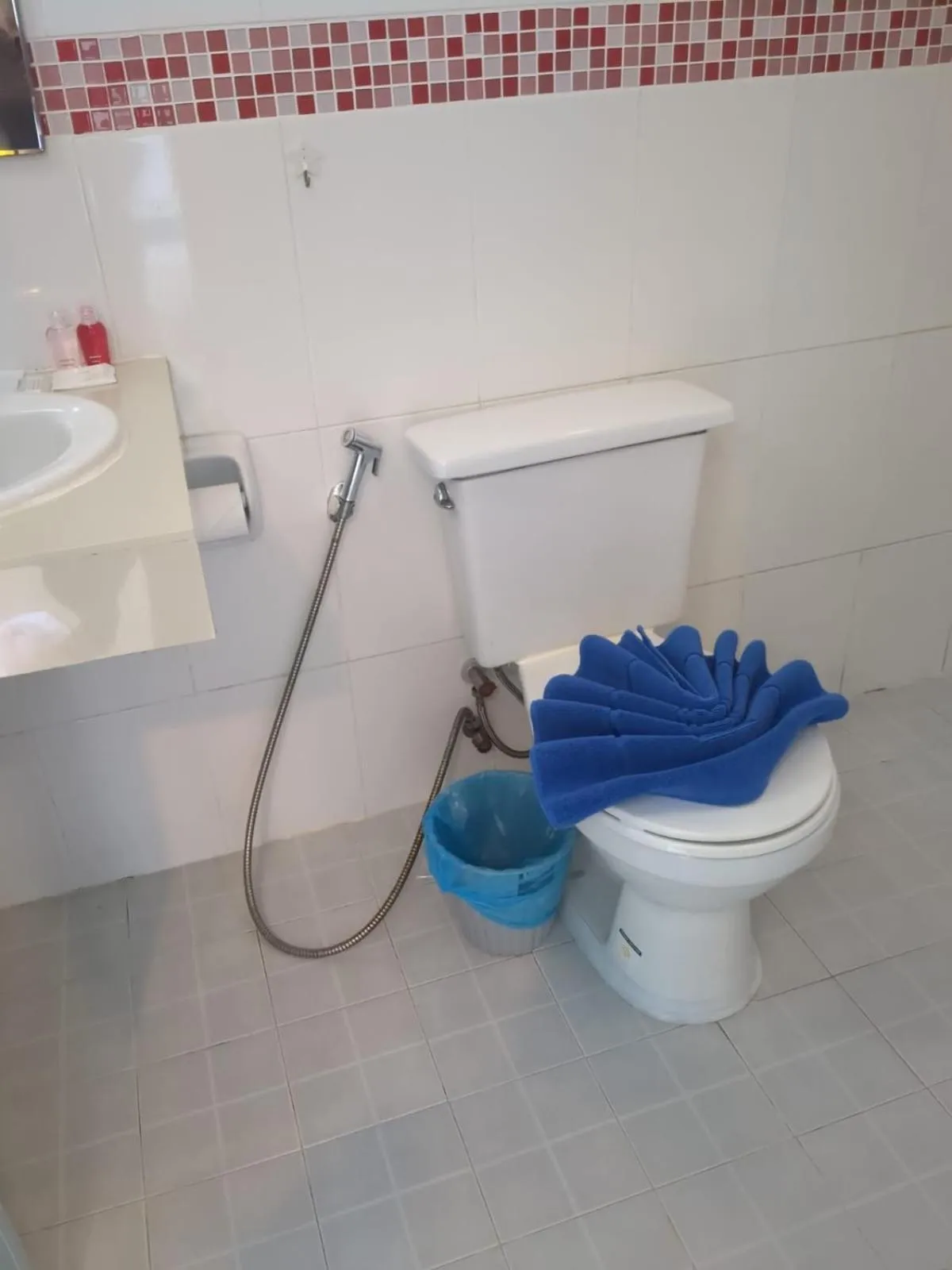 Toilet in Hotel The Journey Patong New