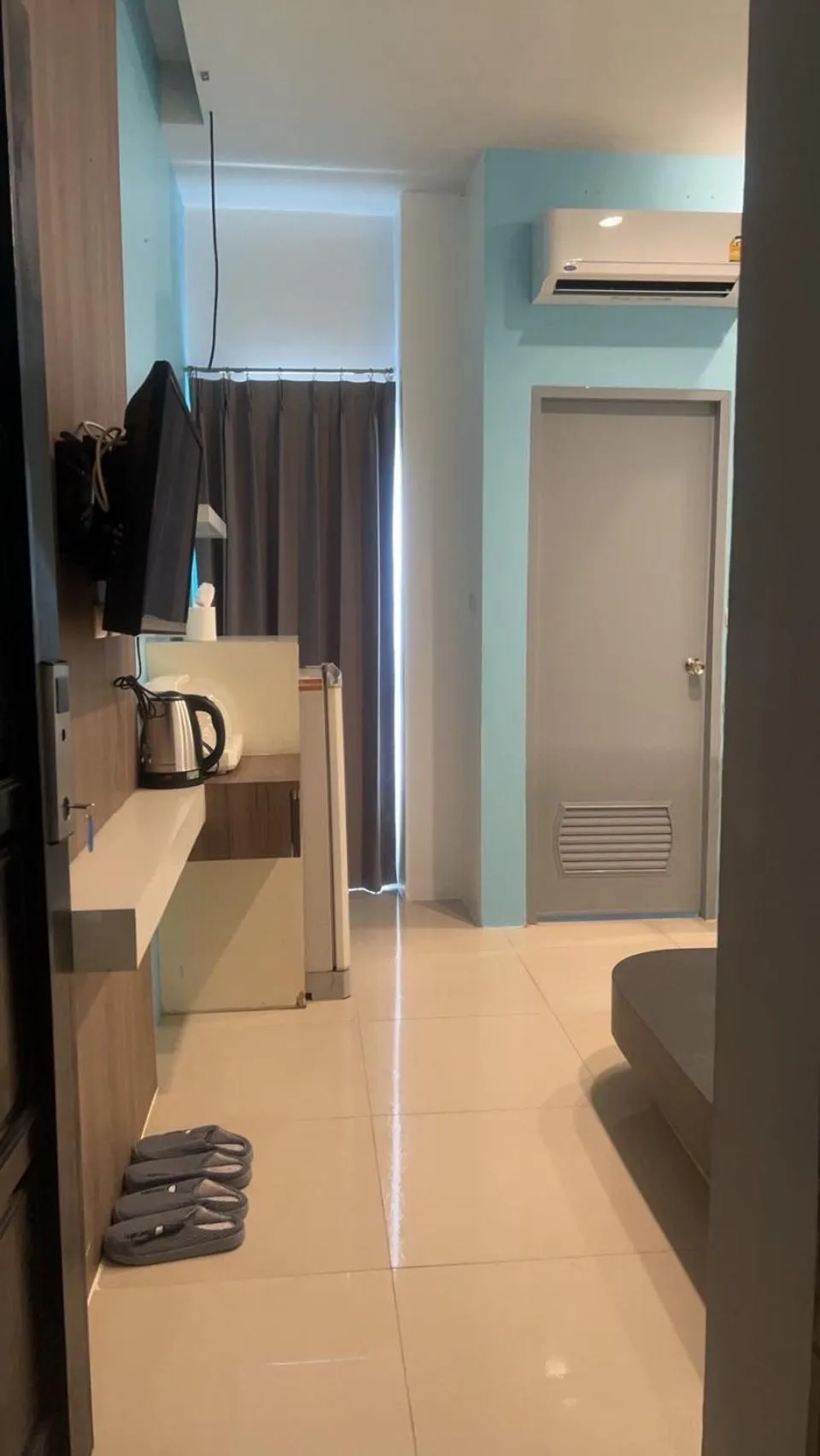 Photo of the whole room in Hotel The Journey Patong New