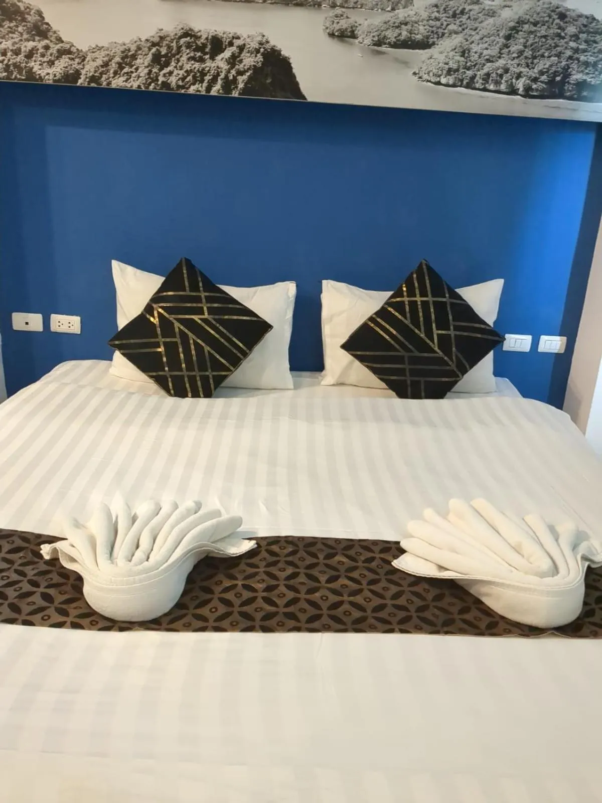 Bed in Hotel The Journey Patong New