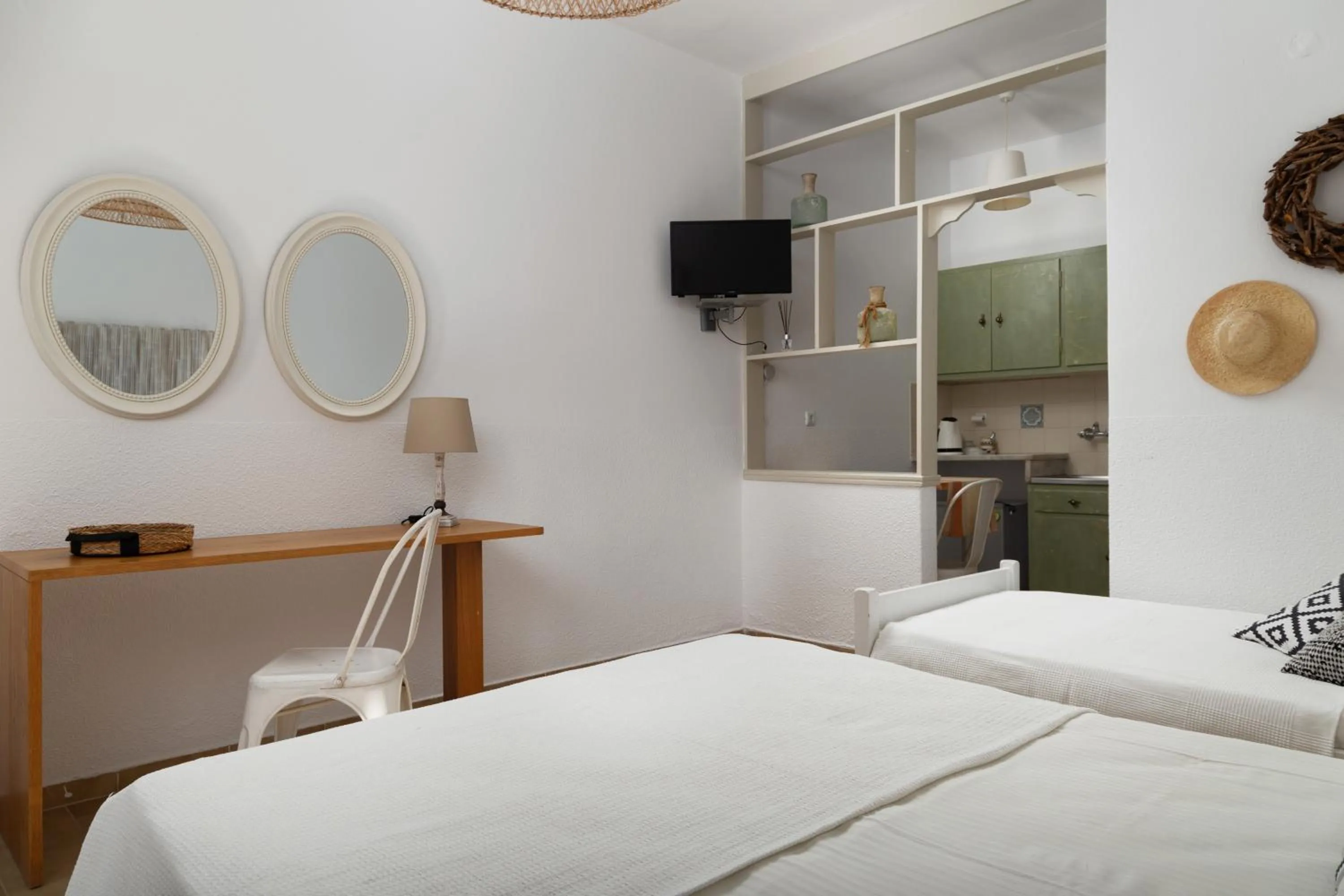 Bed in Villa Fiamegou Andros