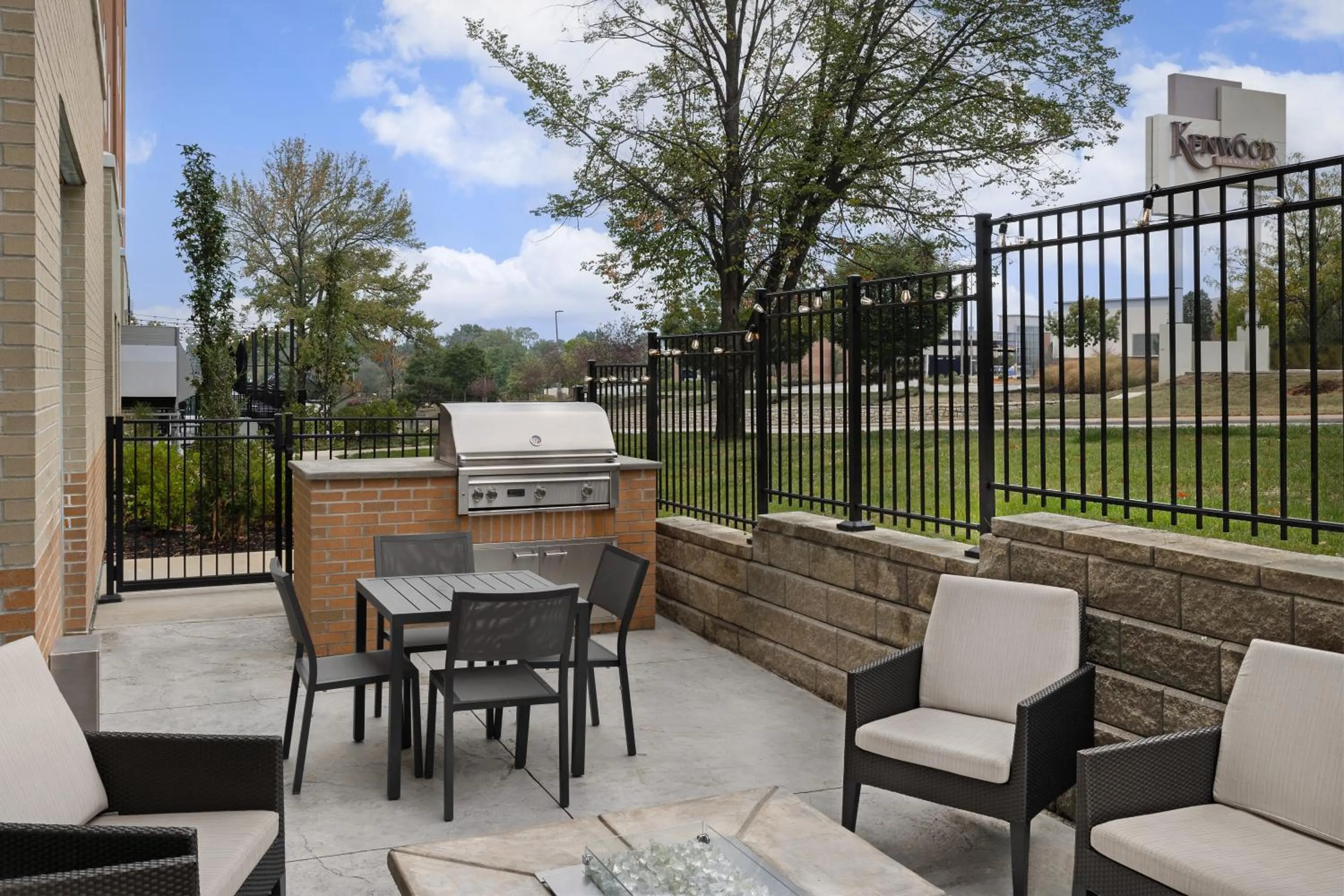 BBQ facilities in Residence Inn by Marriott Kenwood Cincinnati