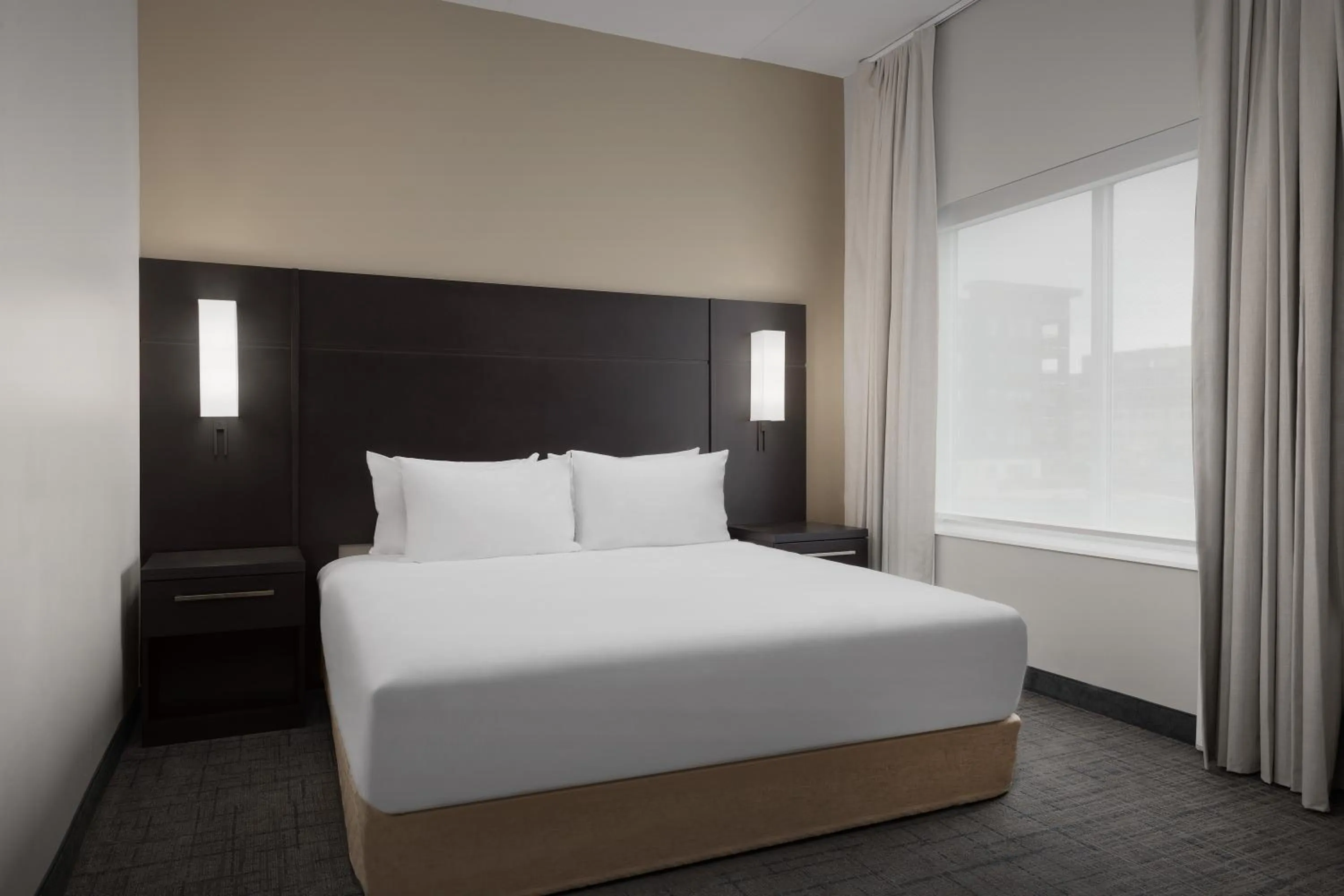 Bed in Residence Inn by Marriott Kenwood Cincinnati