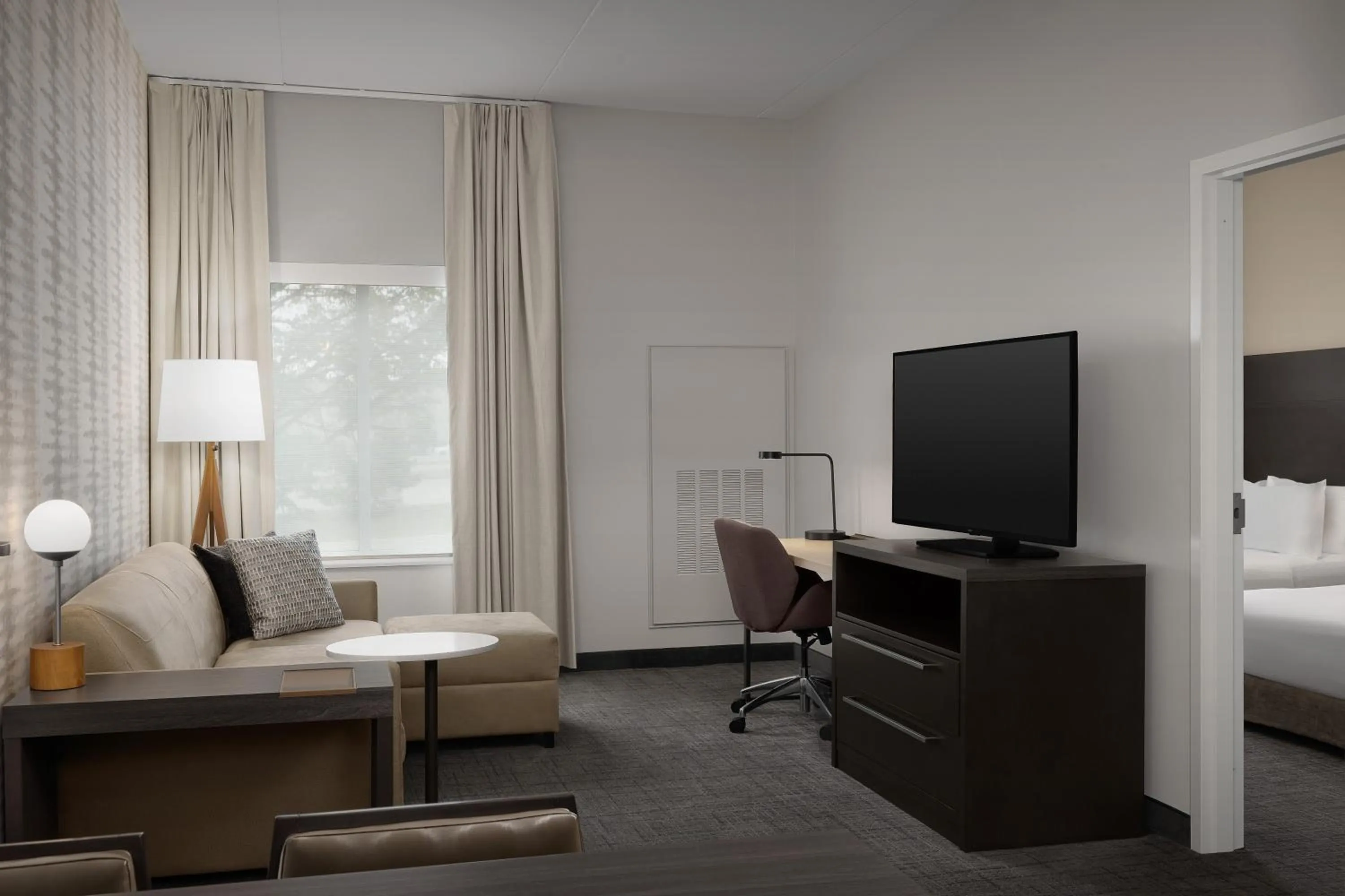 Photo of the whole room, Bed in Residence Inn by Marriott Kenwood Cincinnati