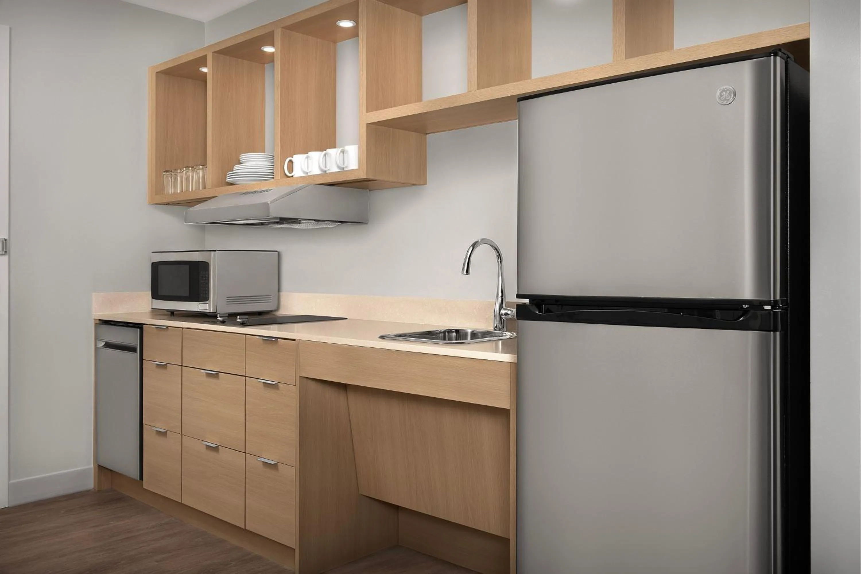 Kitchen or kitchenette in TownePlace Suites Jacksonville Airport