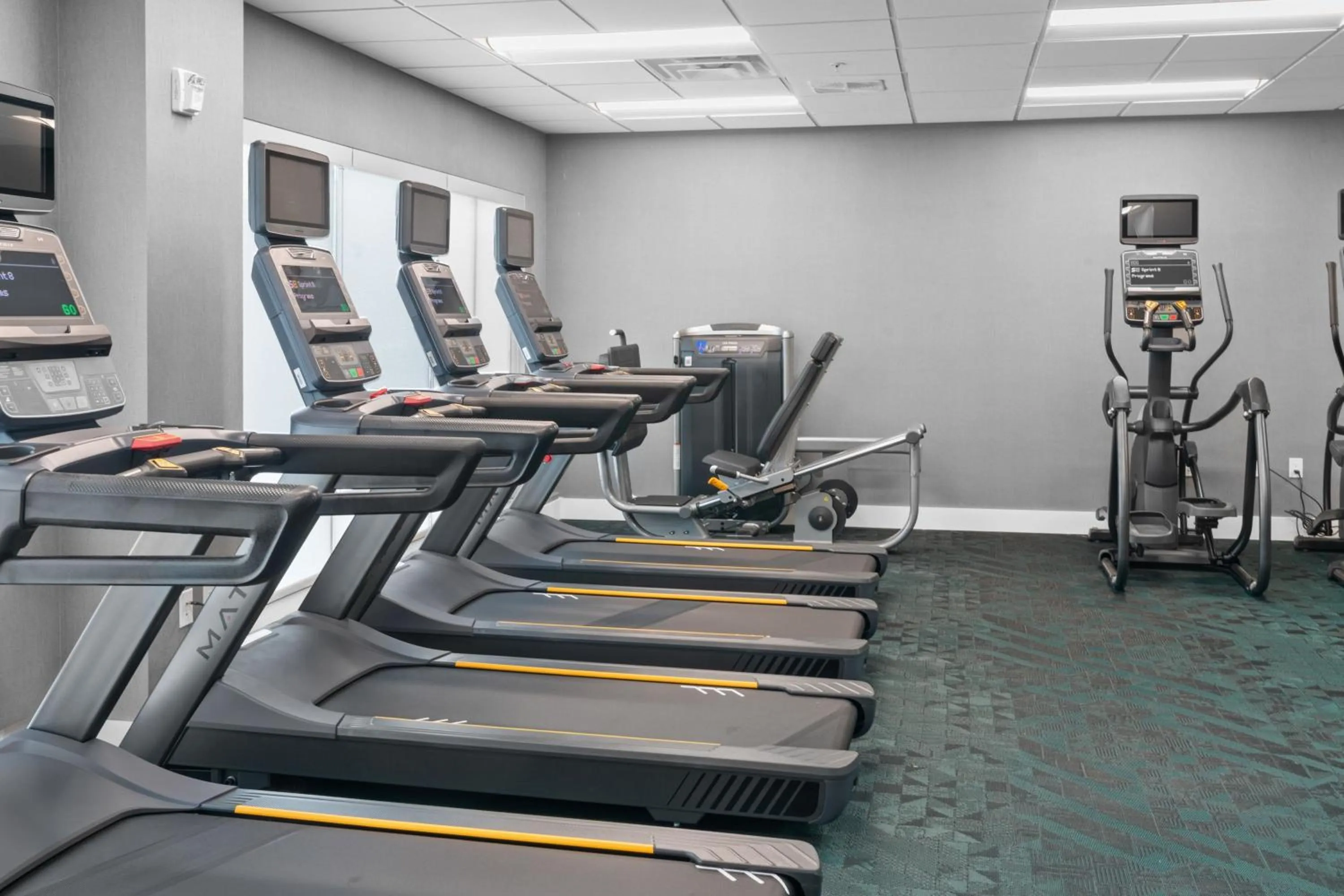 Fitness centre/facilities in TownePlace Suites Jacksonville Airport