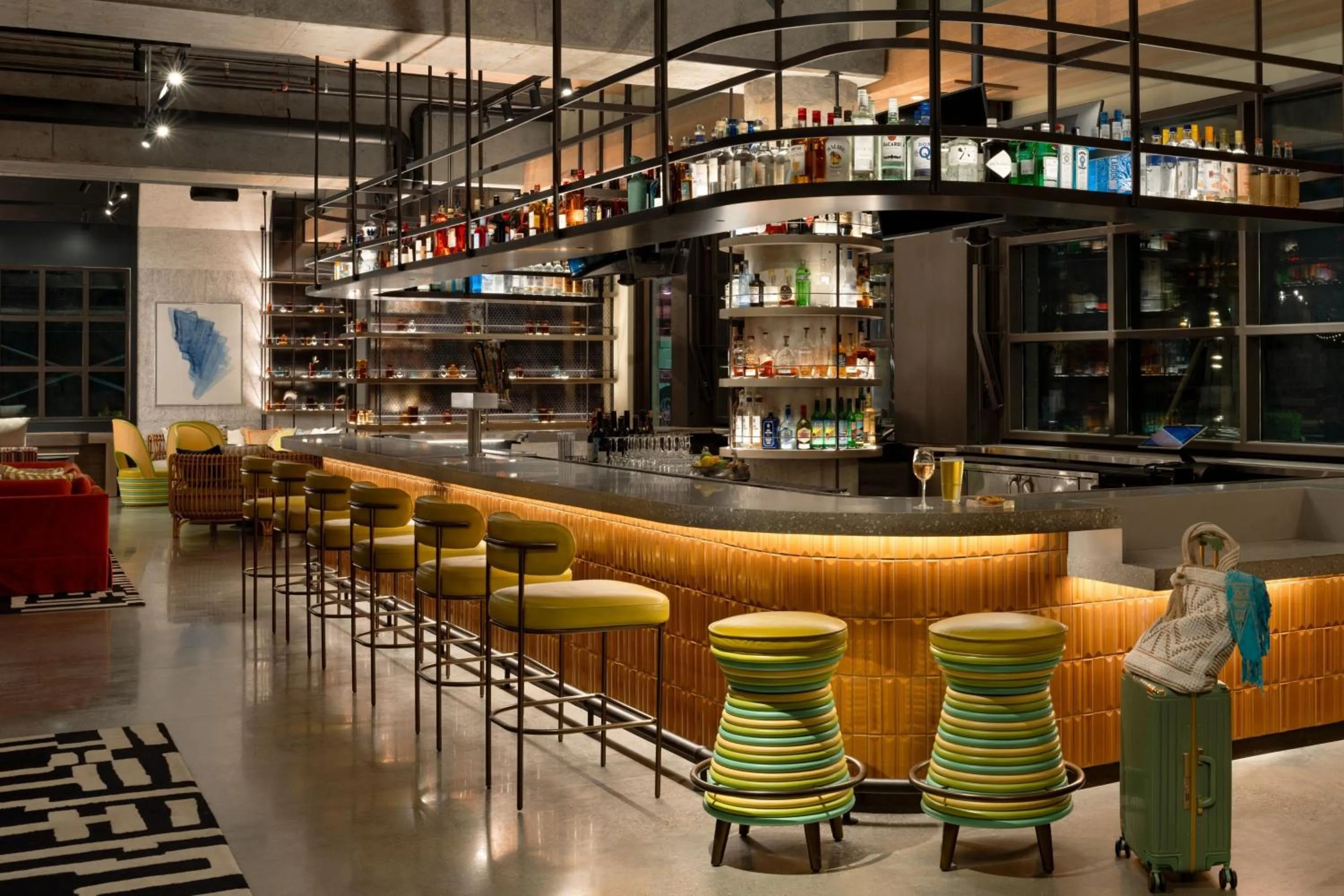 Lounge or bar in Moxy St. Petersburg Downtown