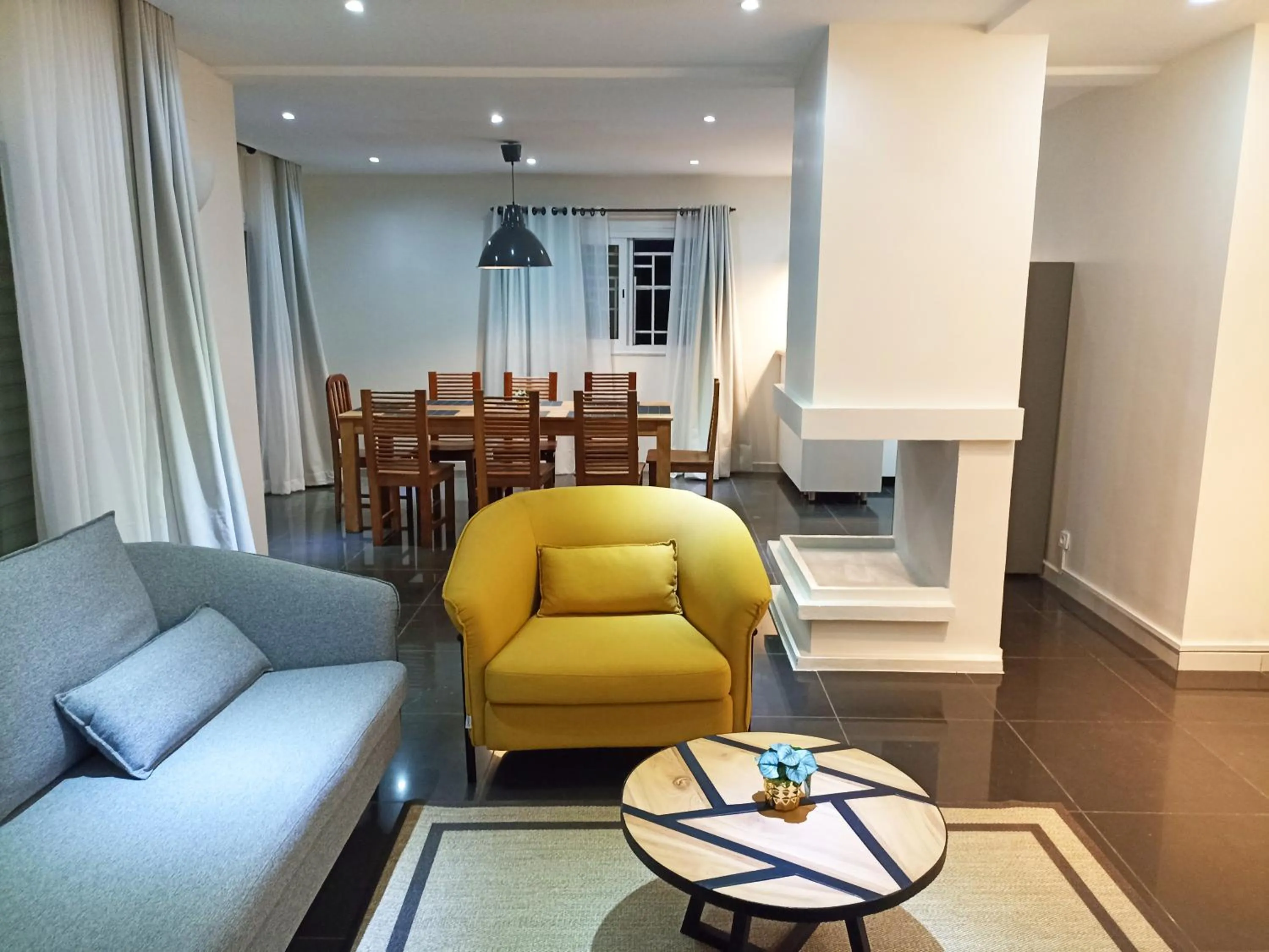 Hôtel Les 12 Collines, Ivato Aéroport