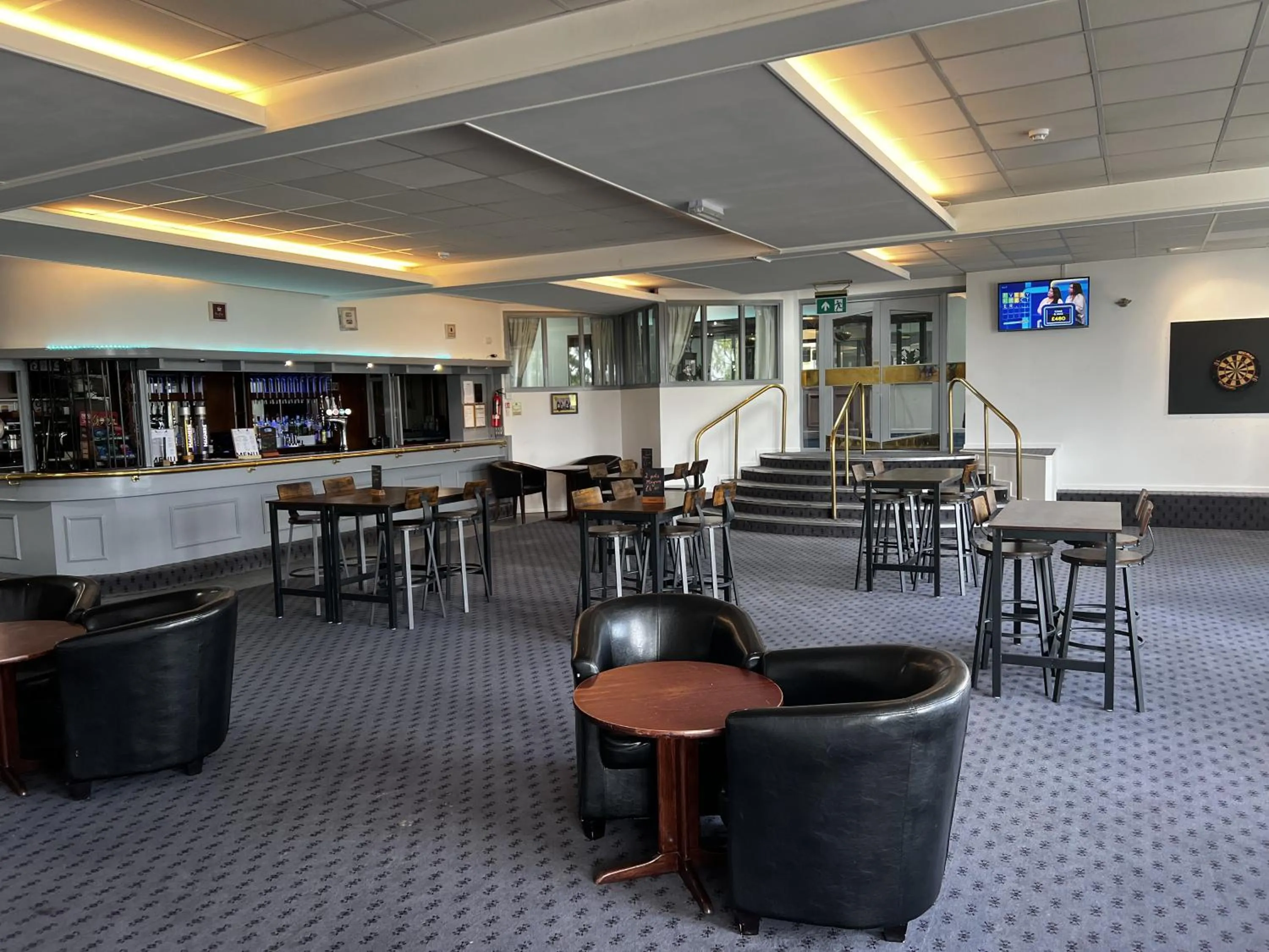 Lounge or bar in Ox Hotel Carlisle