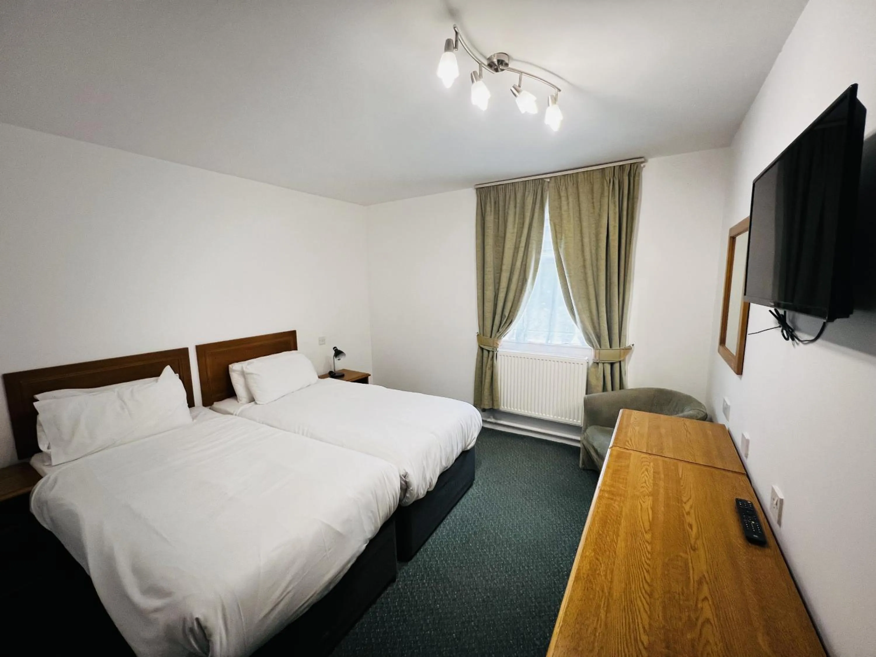 Bedroom, Bed in Ox Hotel Carlisle