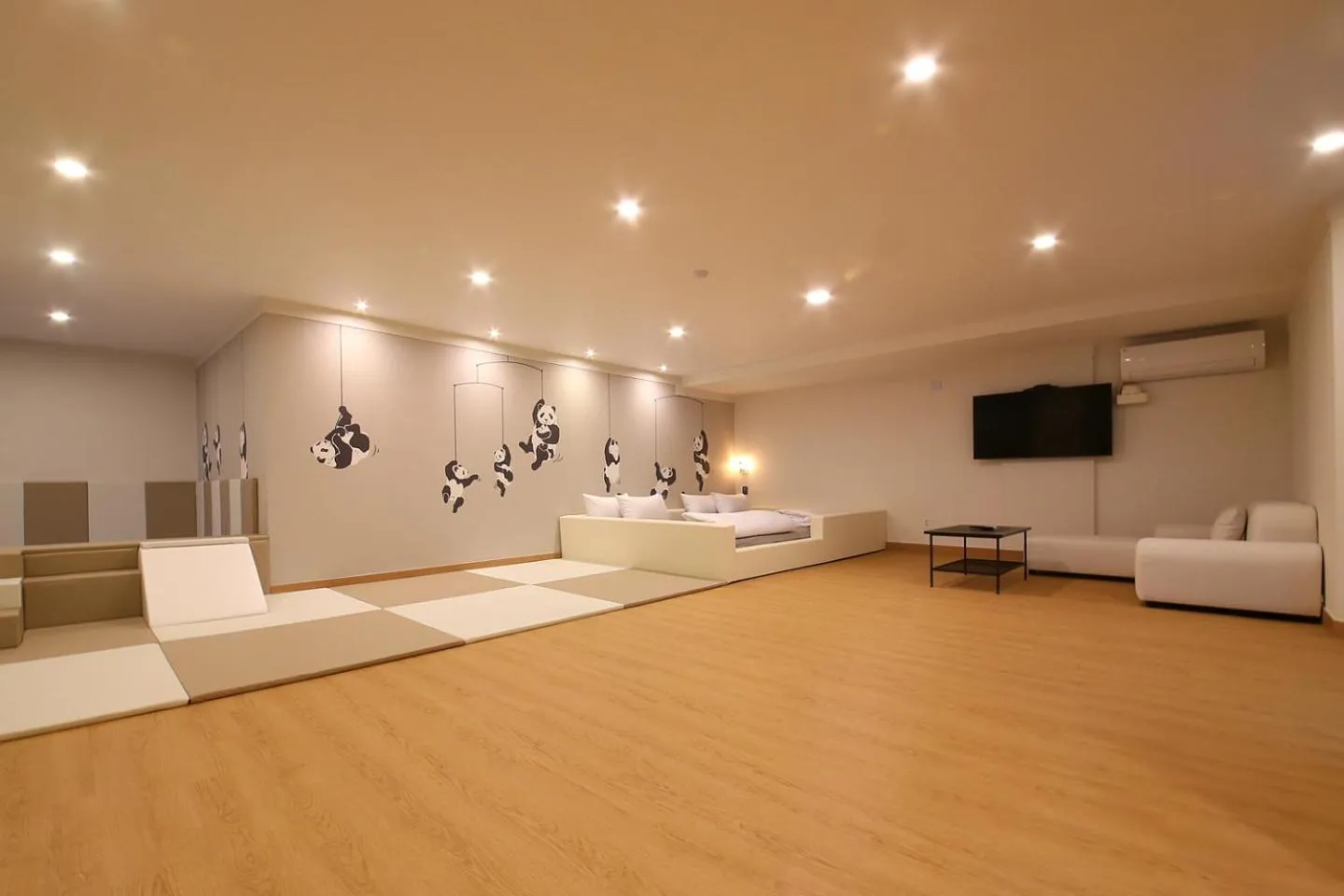 Decorative detail in MGM Hotel