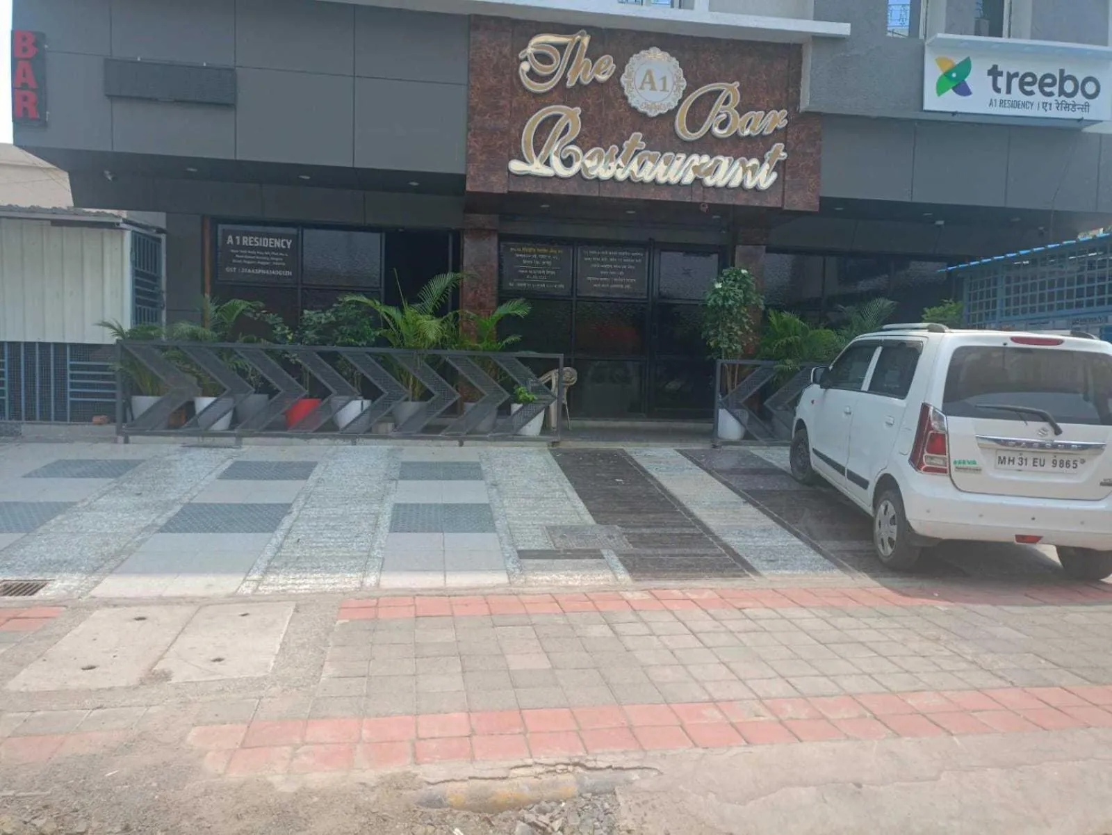 Parking in Treebo A1 Residency, Hingna T Point