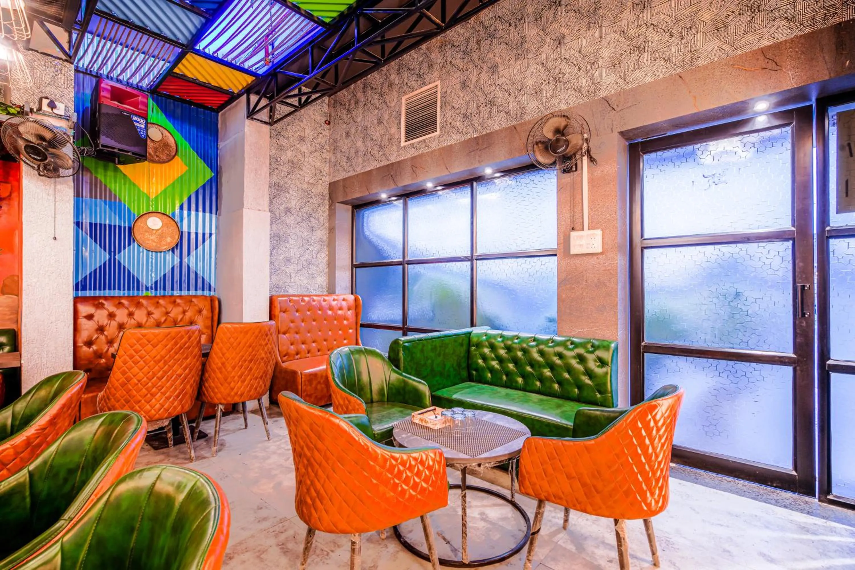 Restaurant/places to eat in Treebo A1 Residency, Hingna T Point