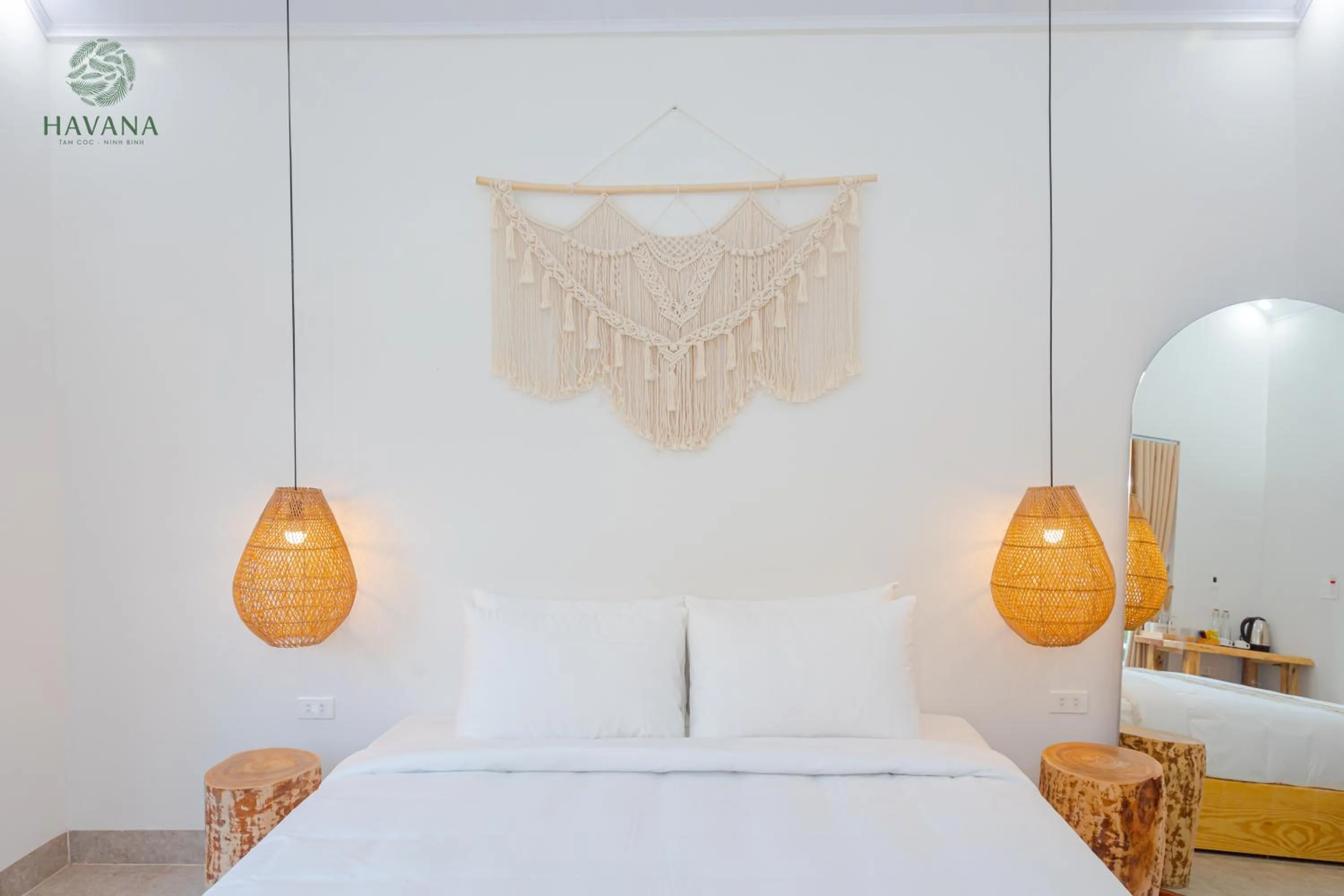 Bed in Havana Tam Coc Ninh Binh