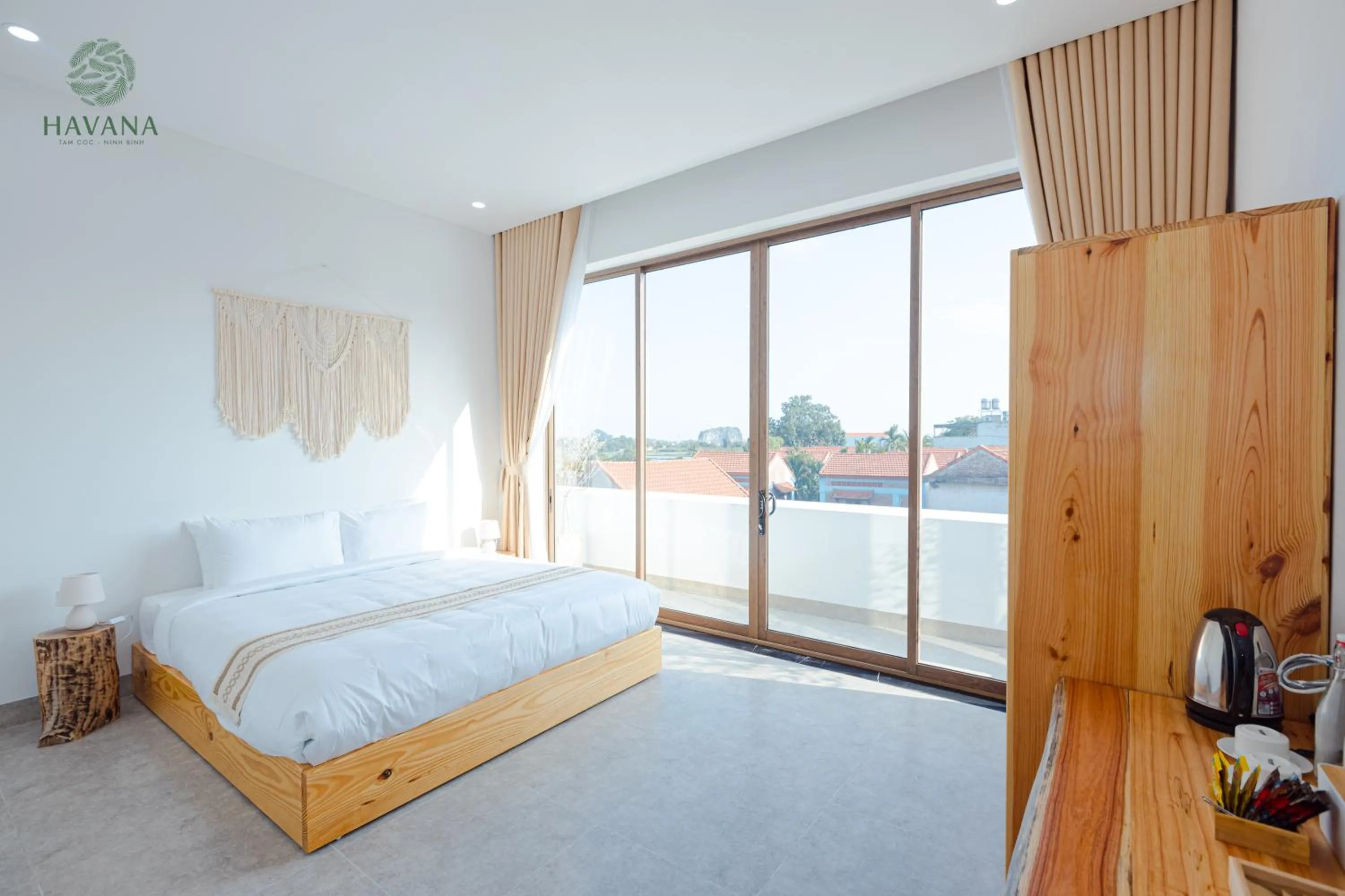 Bed in Havana Tam Coc Ninh Binh