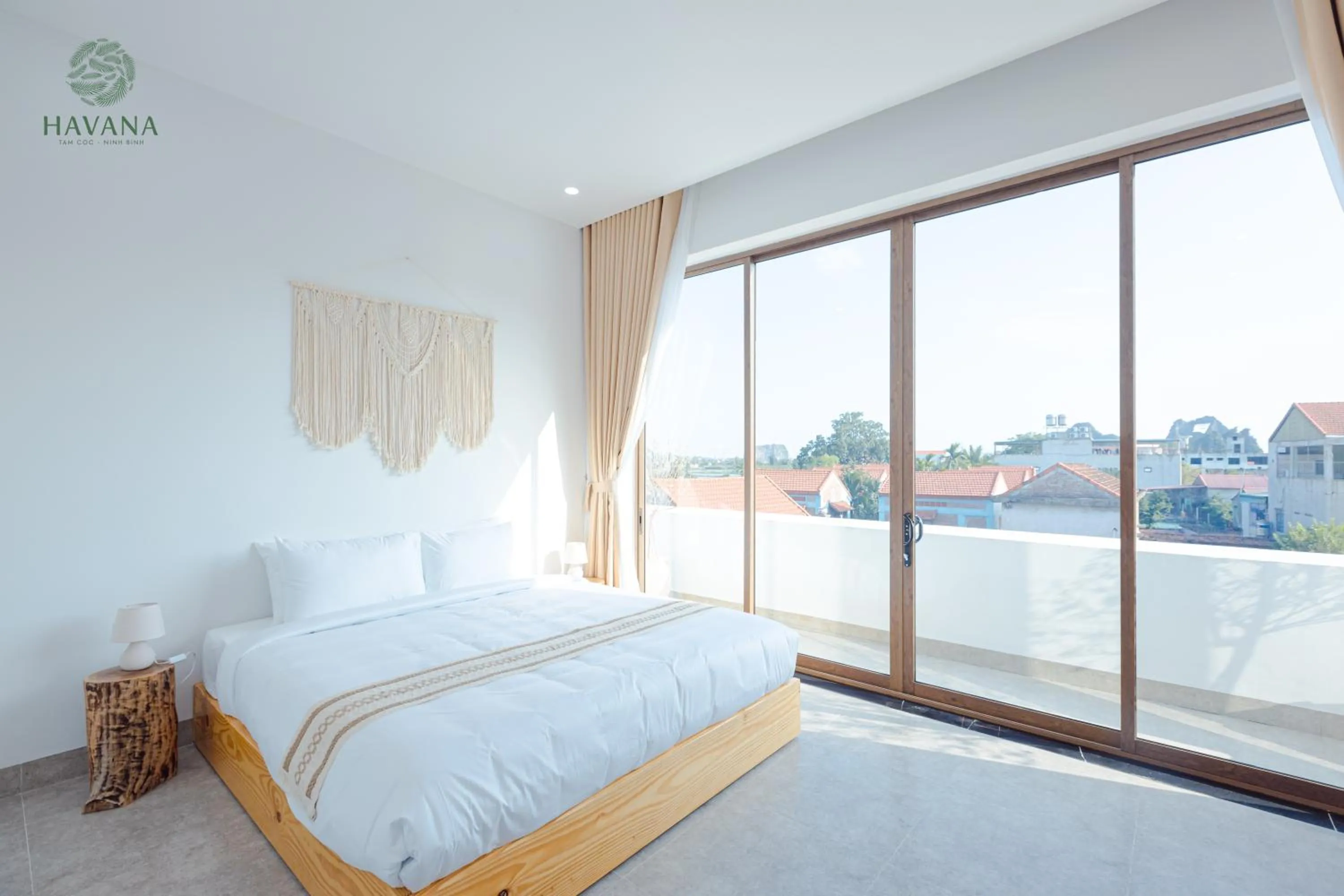 Bed in Havana Tam Coc Ninh Binh